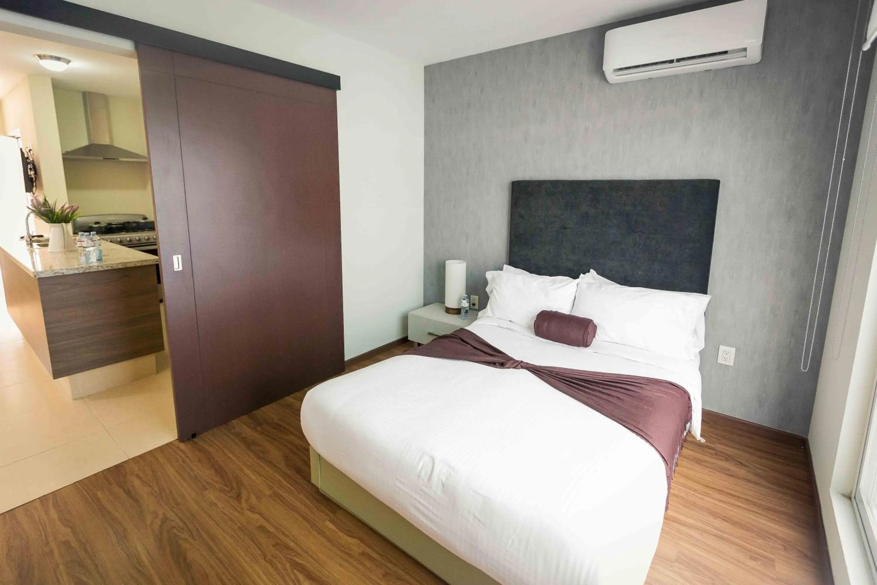 Bedroom, Bed in Redwood Villas Zona Industrial San Luis Potosi