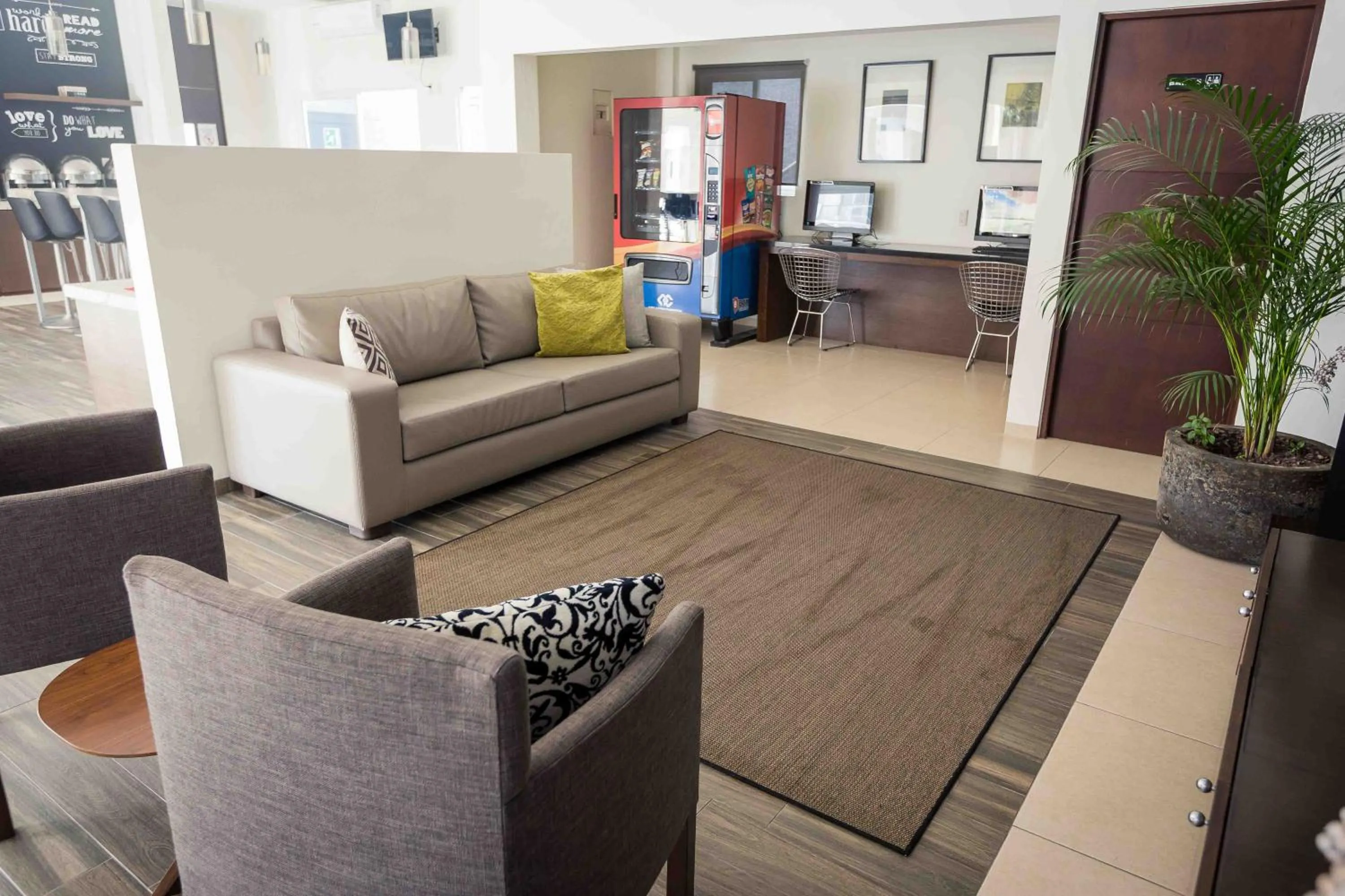 Lobby or reception in Redwood Villas Zona Industrial San Luis Potosi