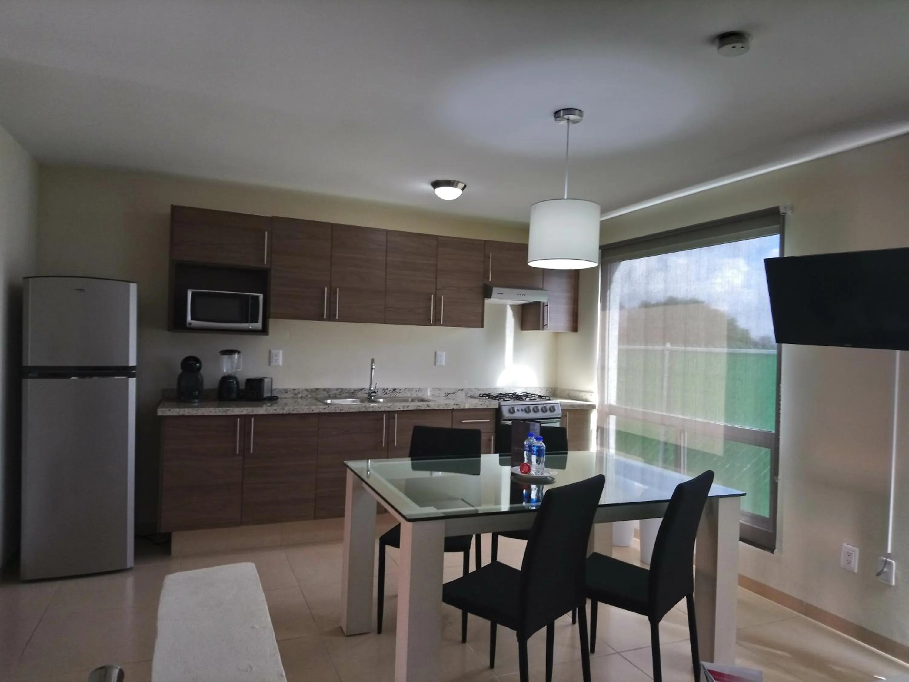 Kitchen or kitchenette in Redwood Villas Zona Industrial San Luis Potosi
