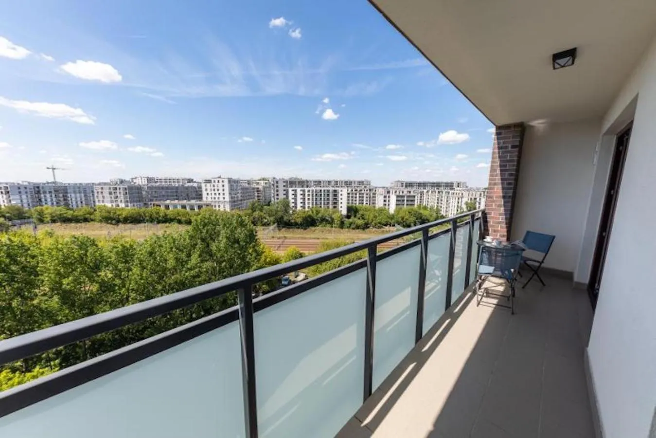 Day in KaZou Residence