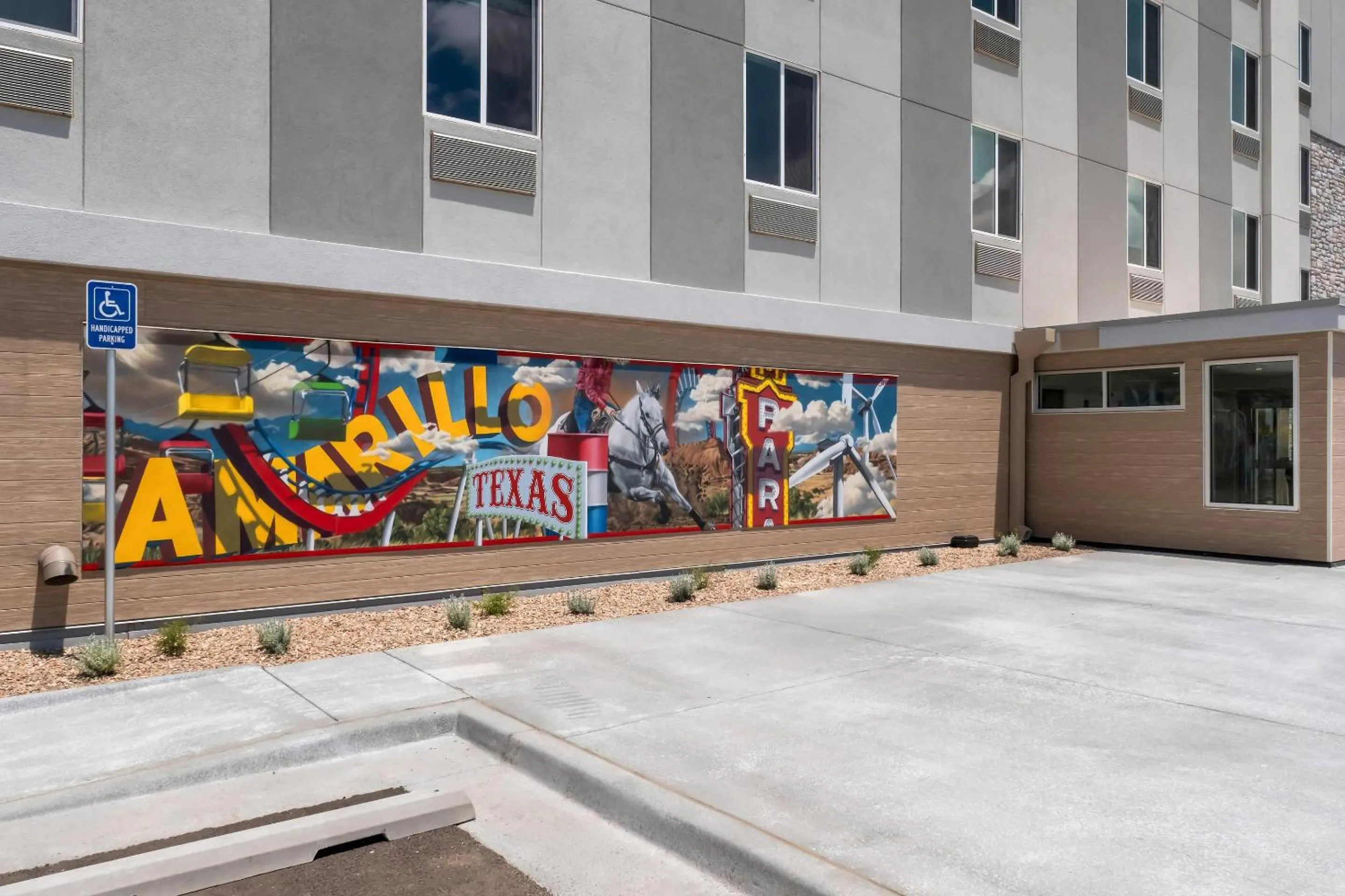 Property building in Everhome Suites Amarillo West - Medical Center