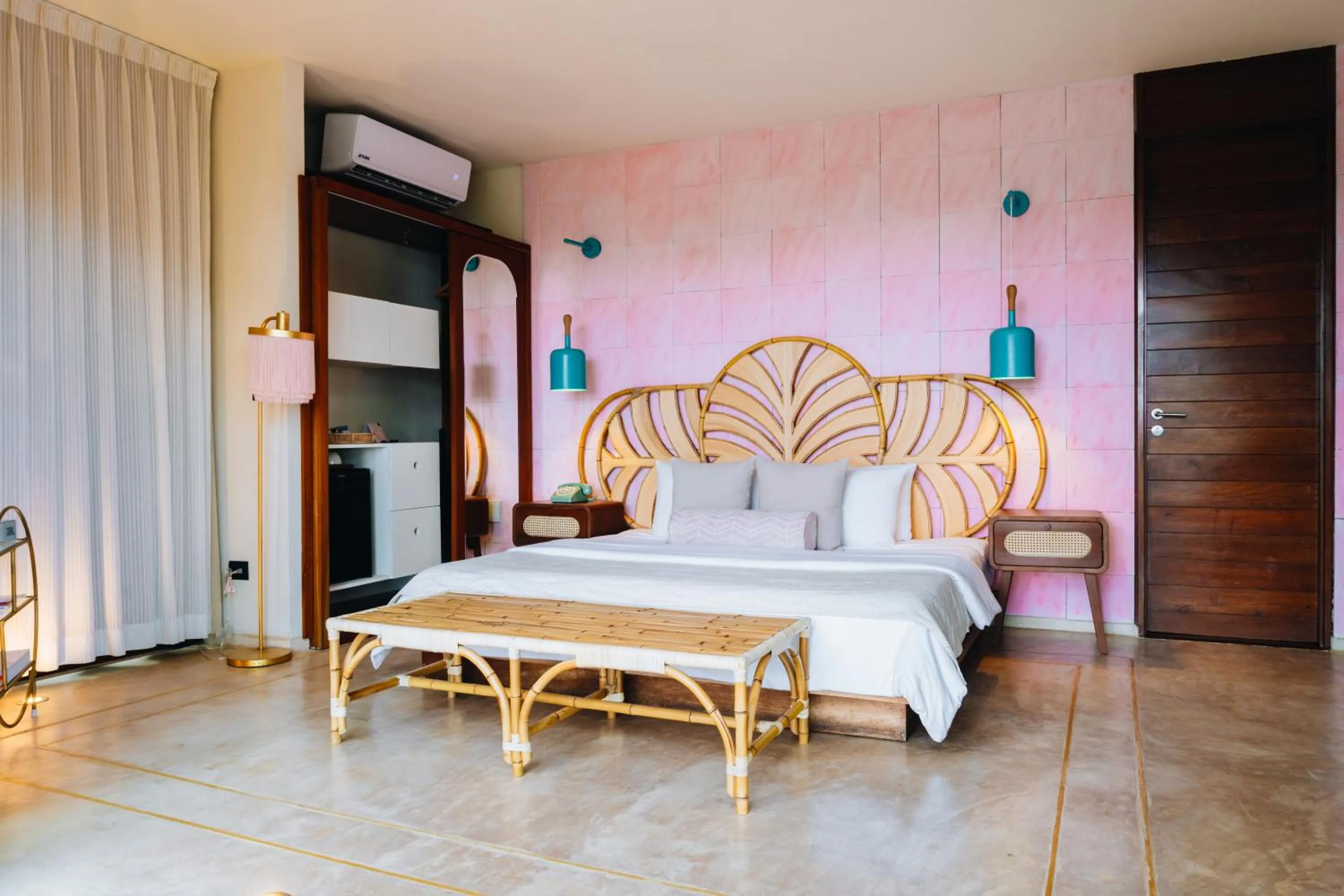 Bed in Mi Amor Tulum, a Small Luxury Hotel