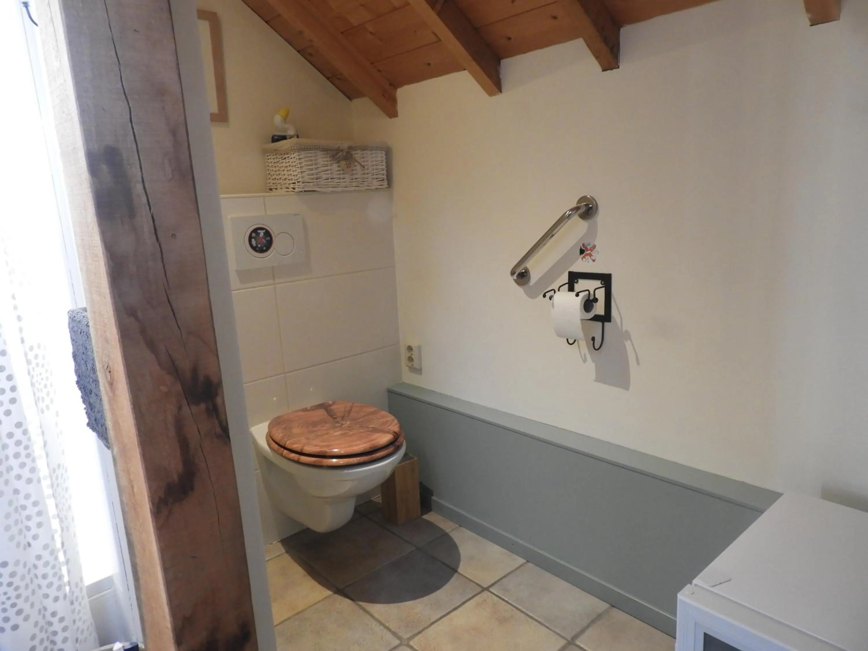 Toilet in Bed&Breakfast 't Eikeltje