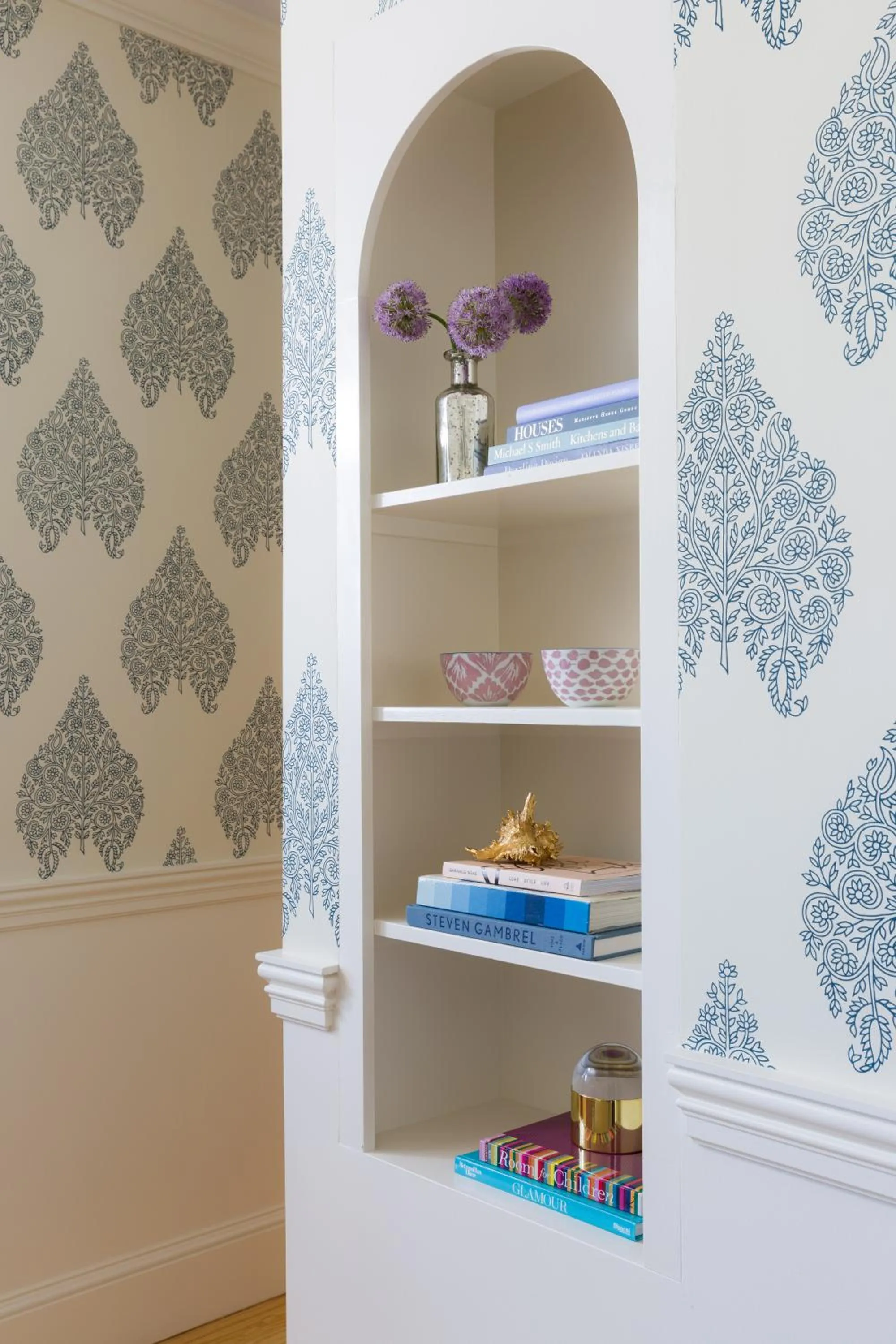 Decorative detail in The Christopher, The Edgartown Collection