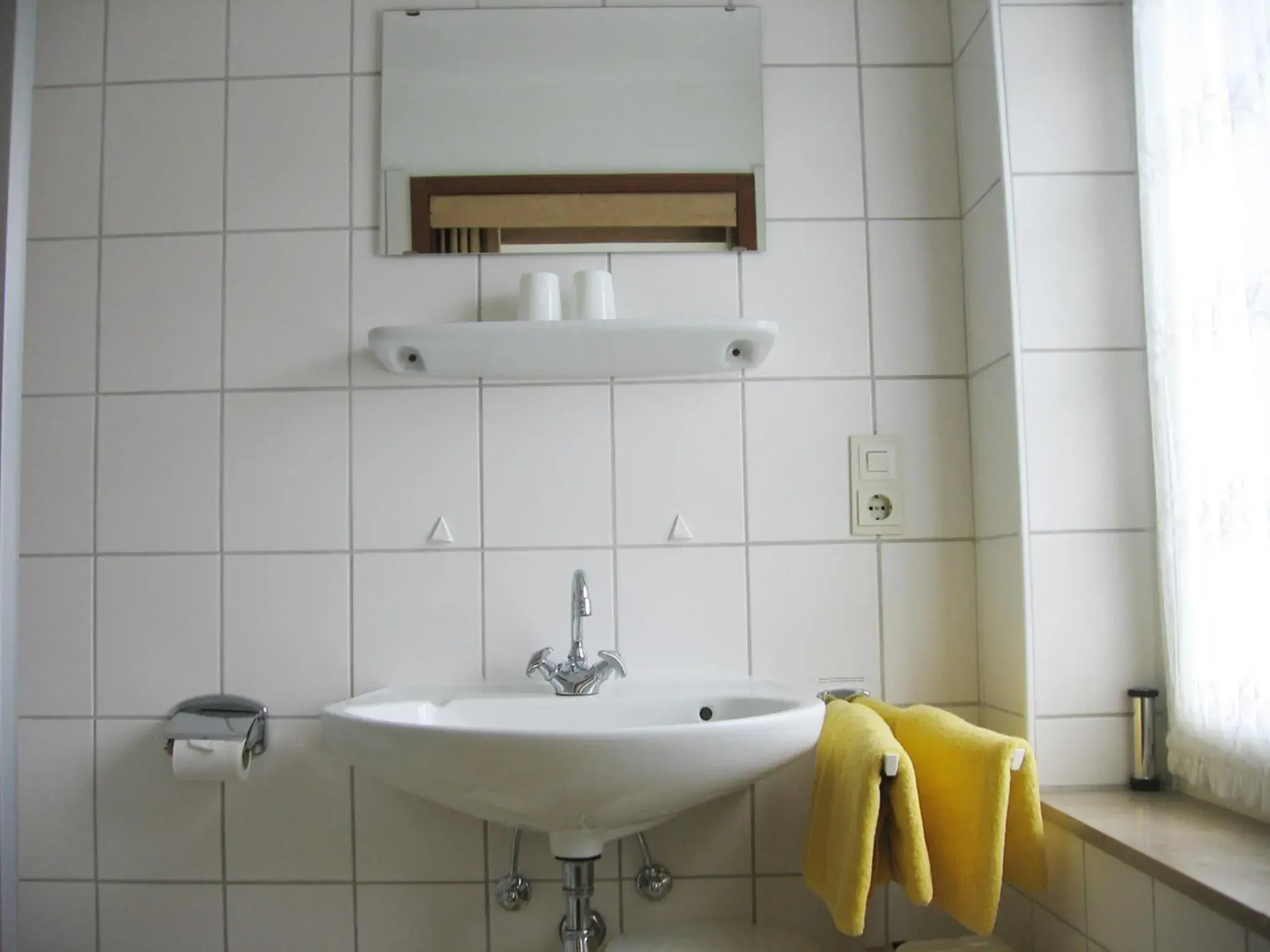 Double Room with Private Bathroom in Pension Arndt UG Double Room with Private Bathroom in Pension Arndt UG