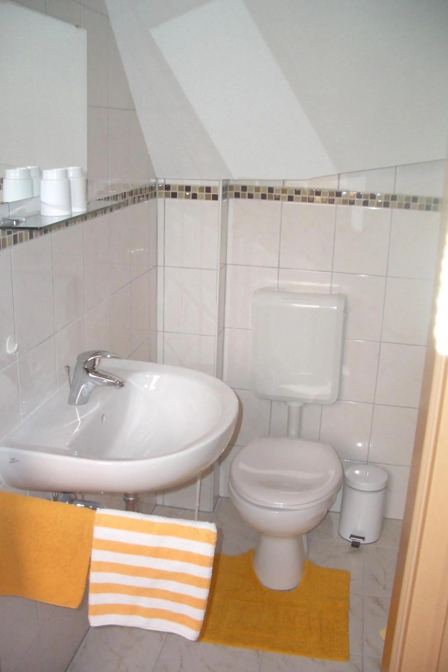 Bathroom in Pension Arndt UG