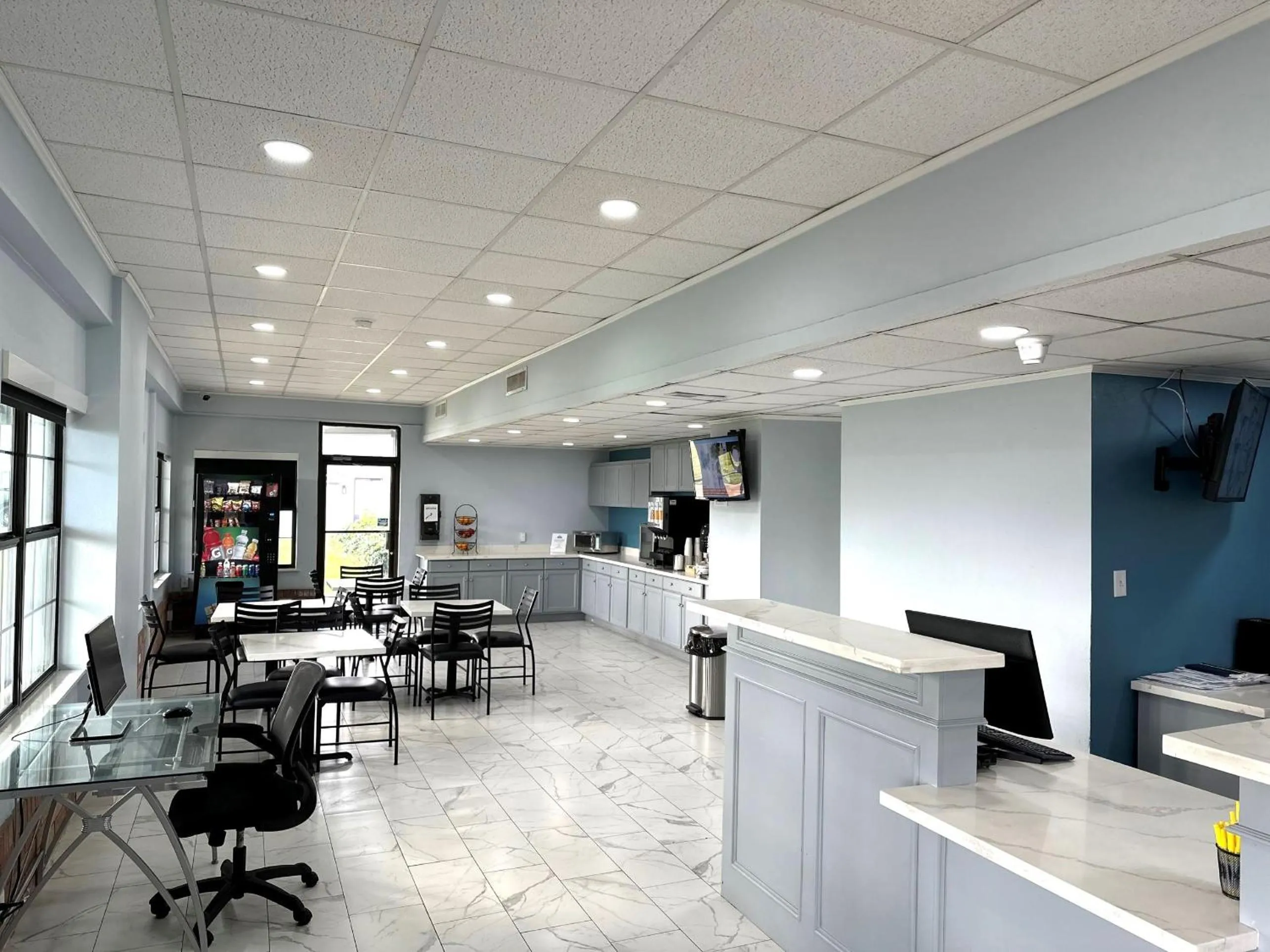 Breakfast in Days Inn by Wyndham Lake Charles