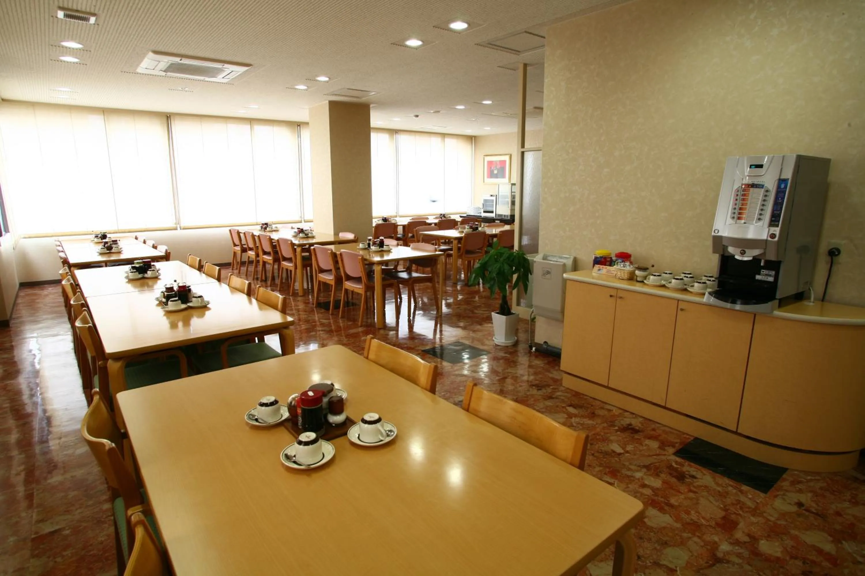 Restaurant/places to eat in APA Hotel Suzuka-Chuou