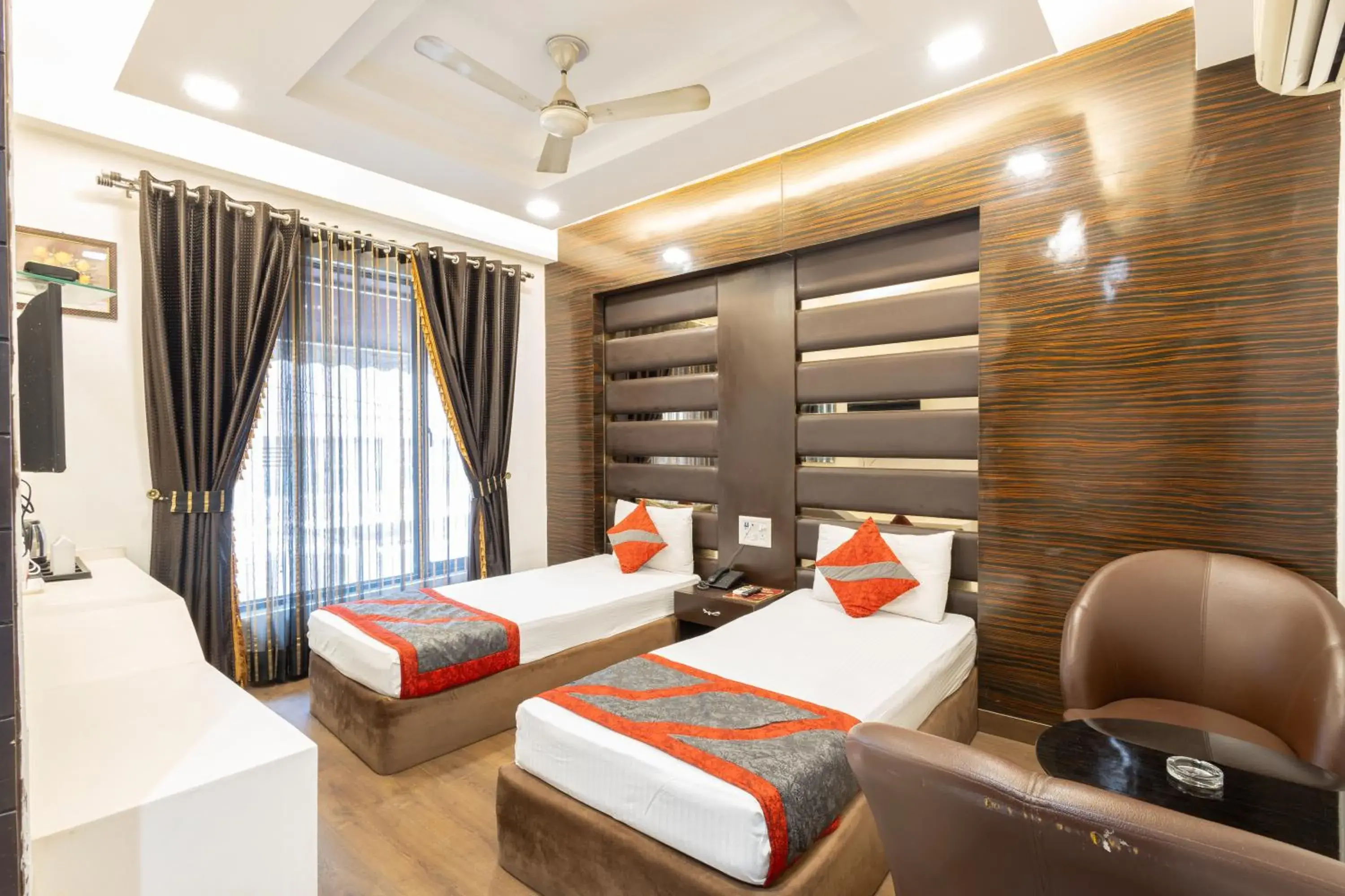 Superior Double Room in Hotel Gold Souk - Karol Bagh Superior Double Room in Hotel Gold Souk - Karol Bagh