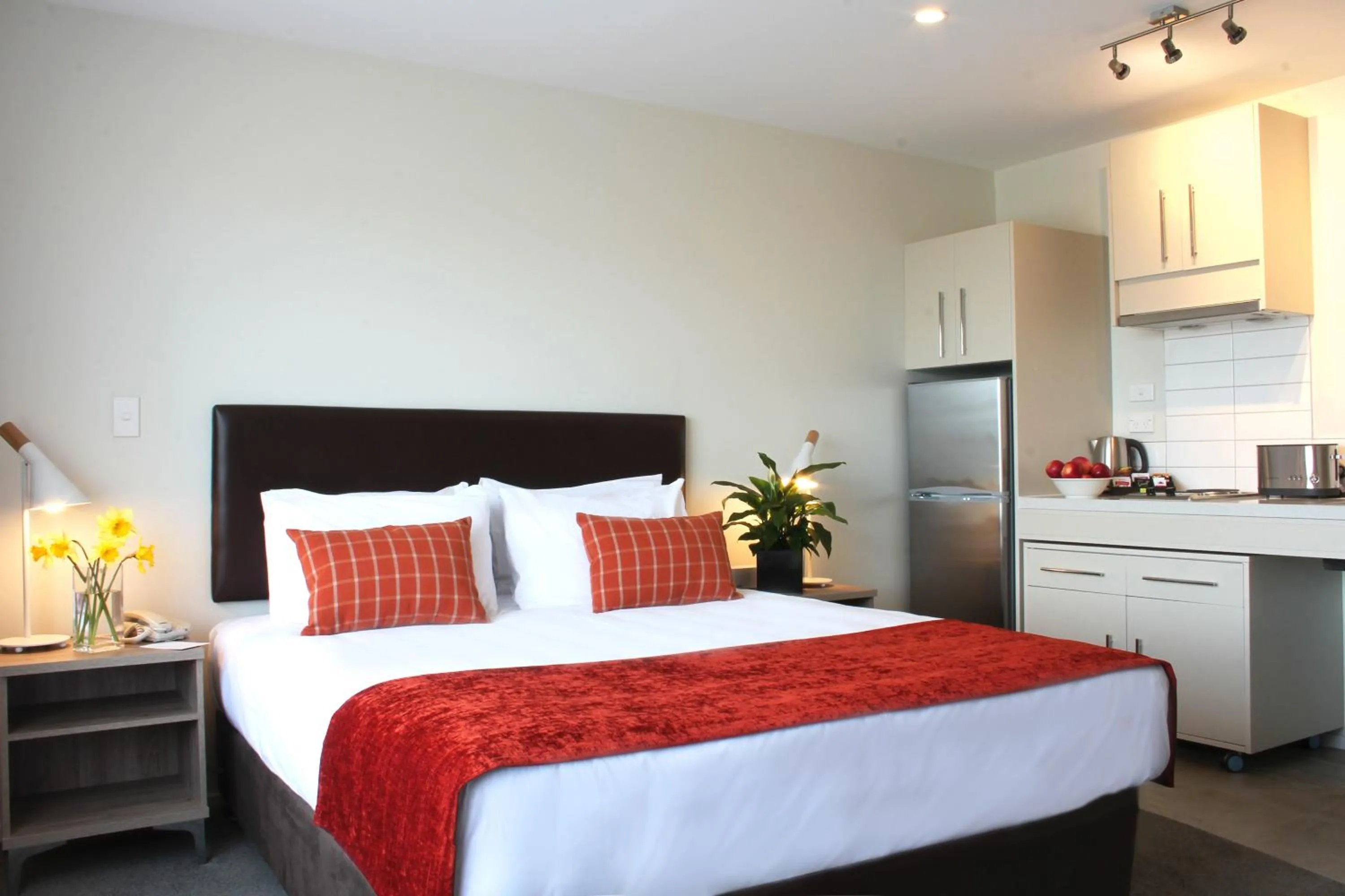 Photo of the whole room, Bed in Quest Taupo