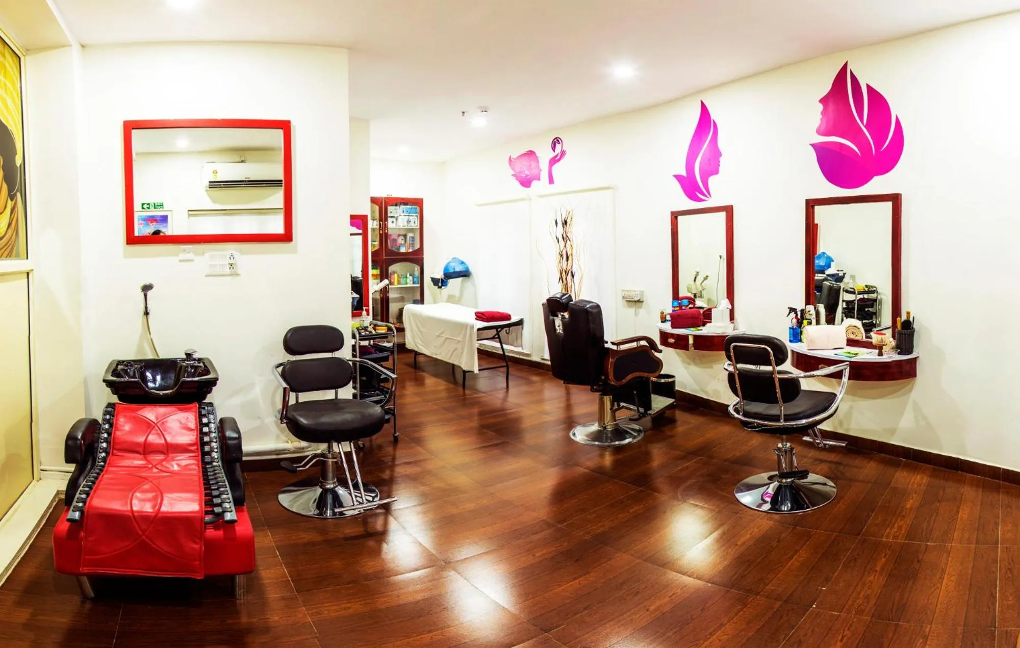 Area and facilities in Hill Palace Hotel & Spa