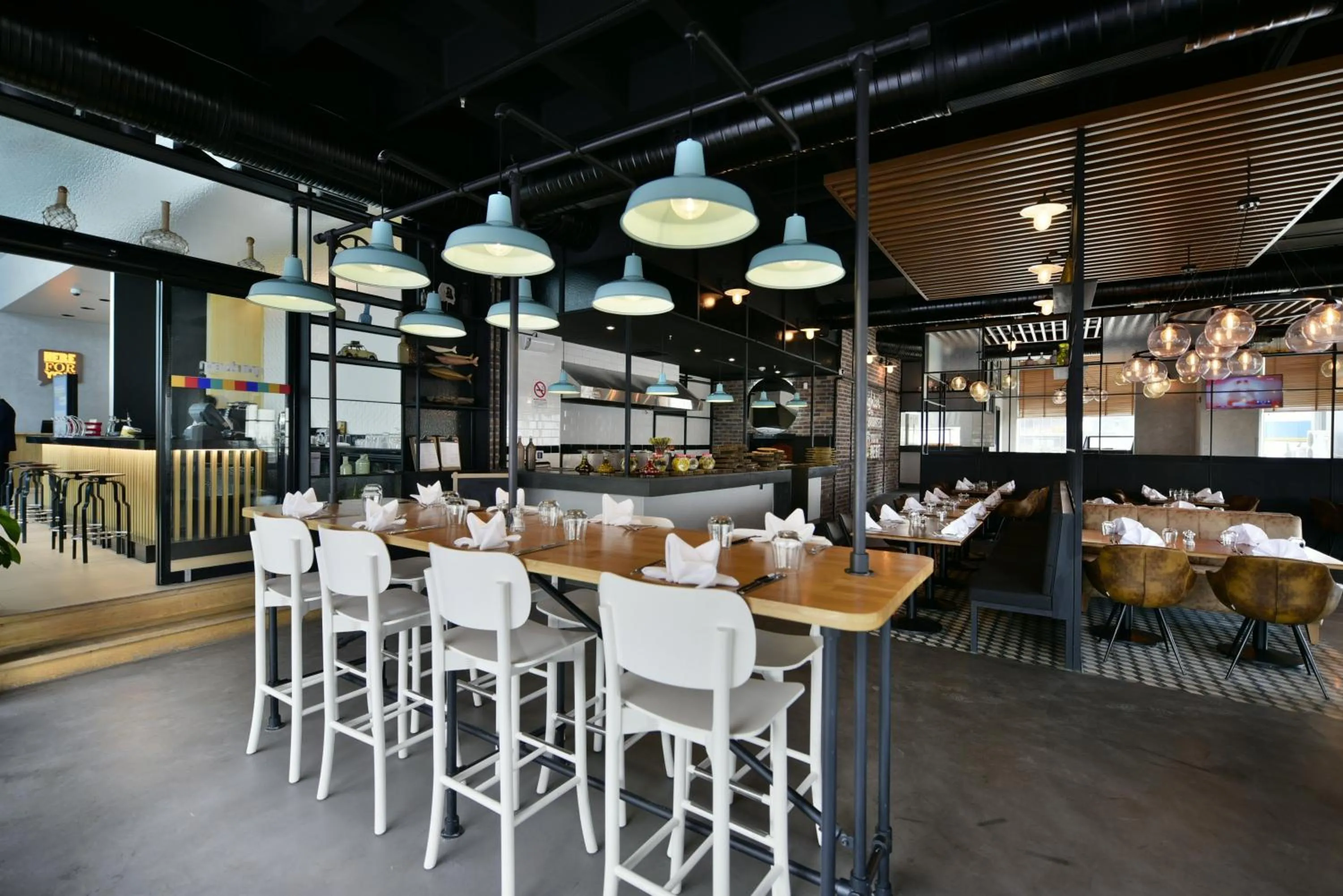 Restaurant/places to eat in Park Inn By Radisson Istanbul Ataturk Airport