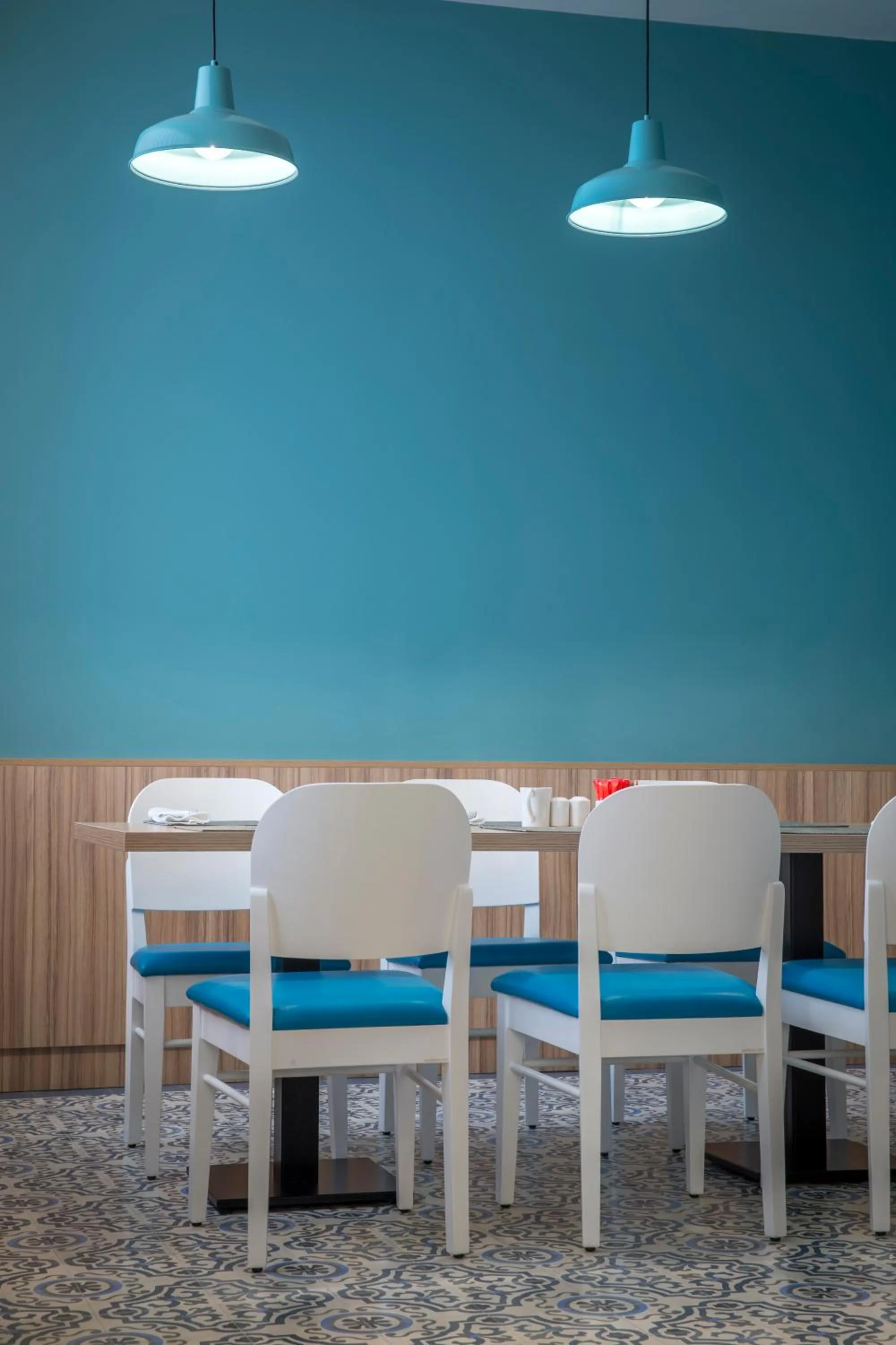 Restaurant/places to eat in Park Inn By Radisson Istanbul Ataturk Airport