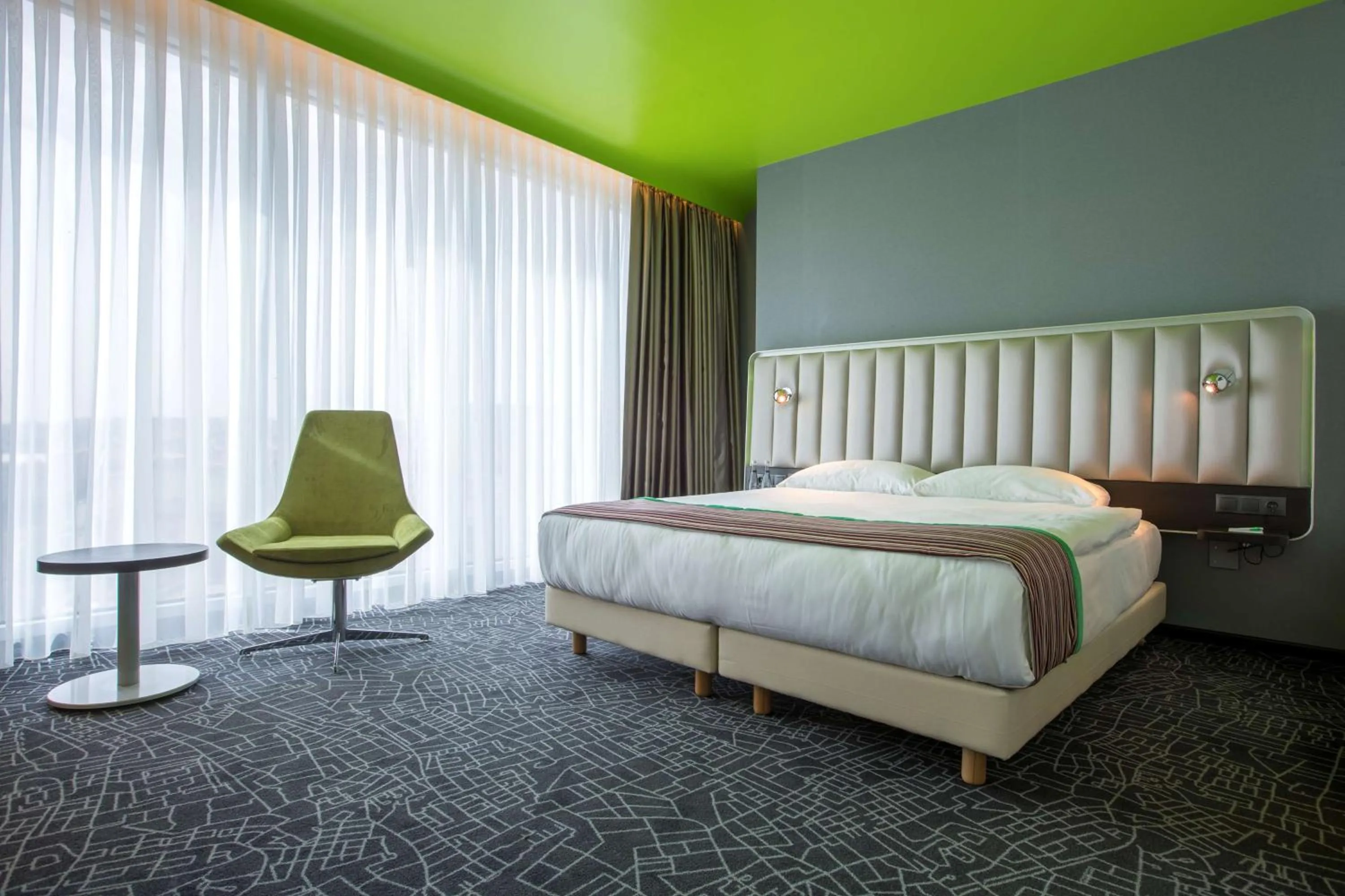 Photo of the whole room, Bed in Park Inn By Radisson Istanbul Ataturk Airport
