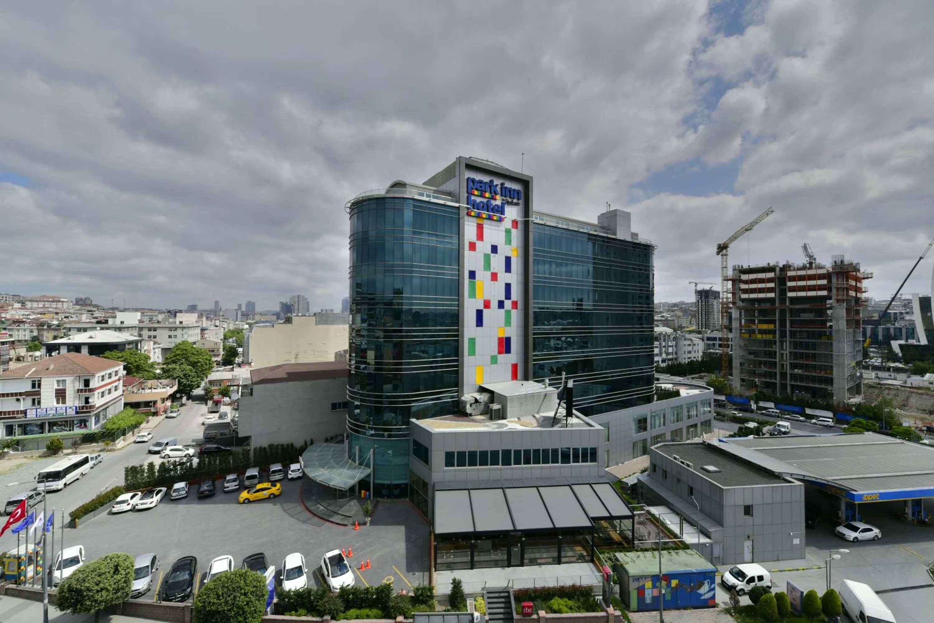 Property building in Park Inn By Radisson Istanbul Ataturk Airport