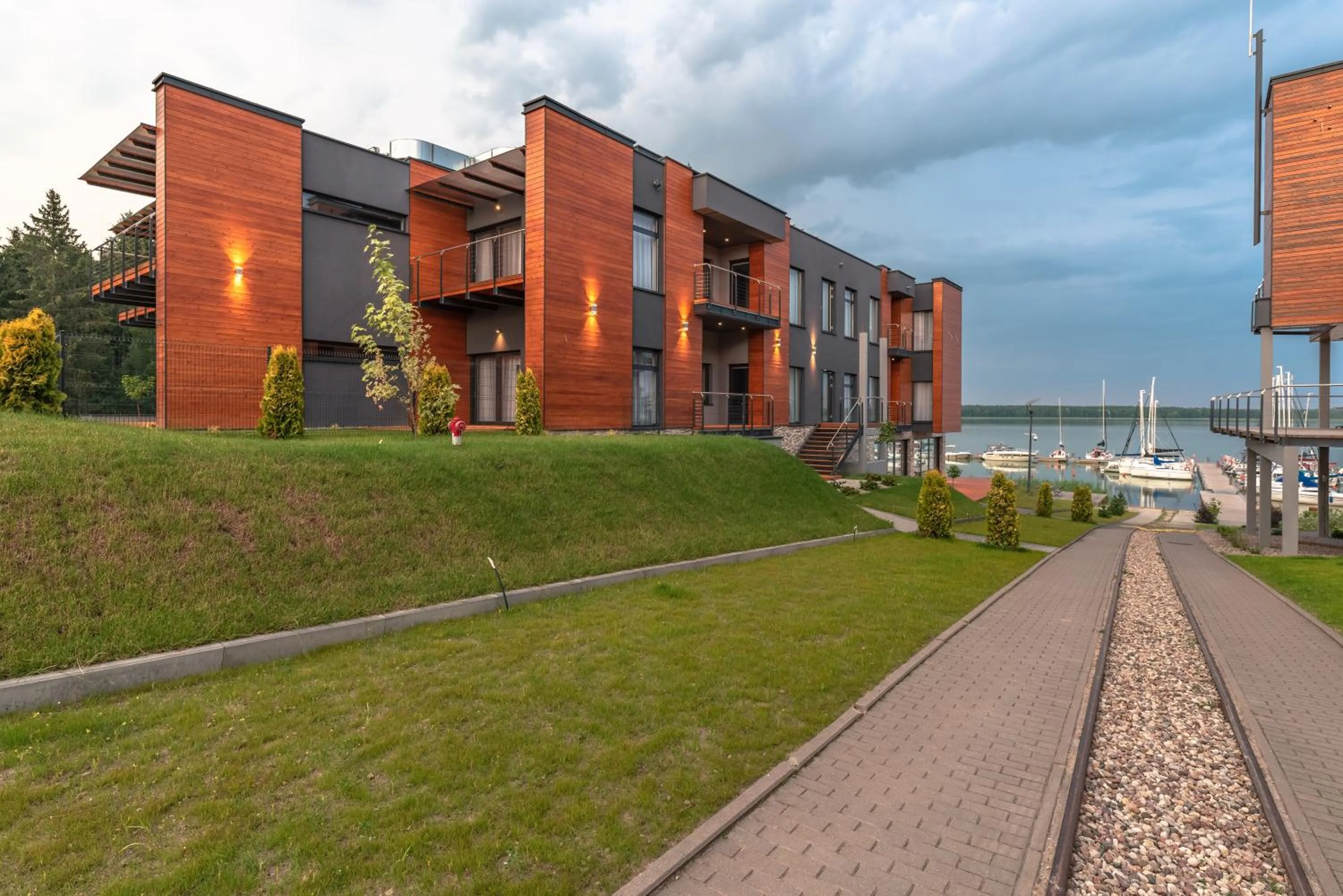 Property building in Marina Nawigator