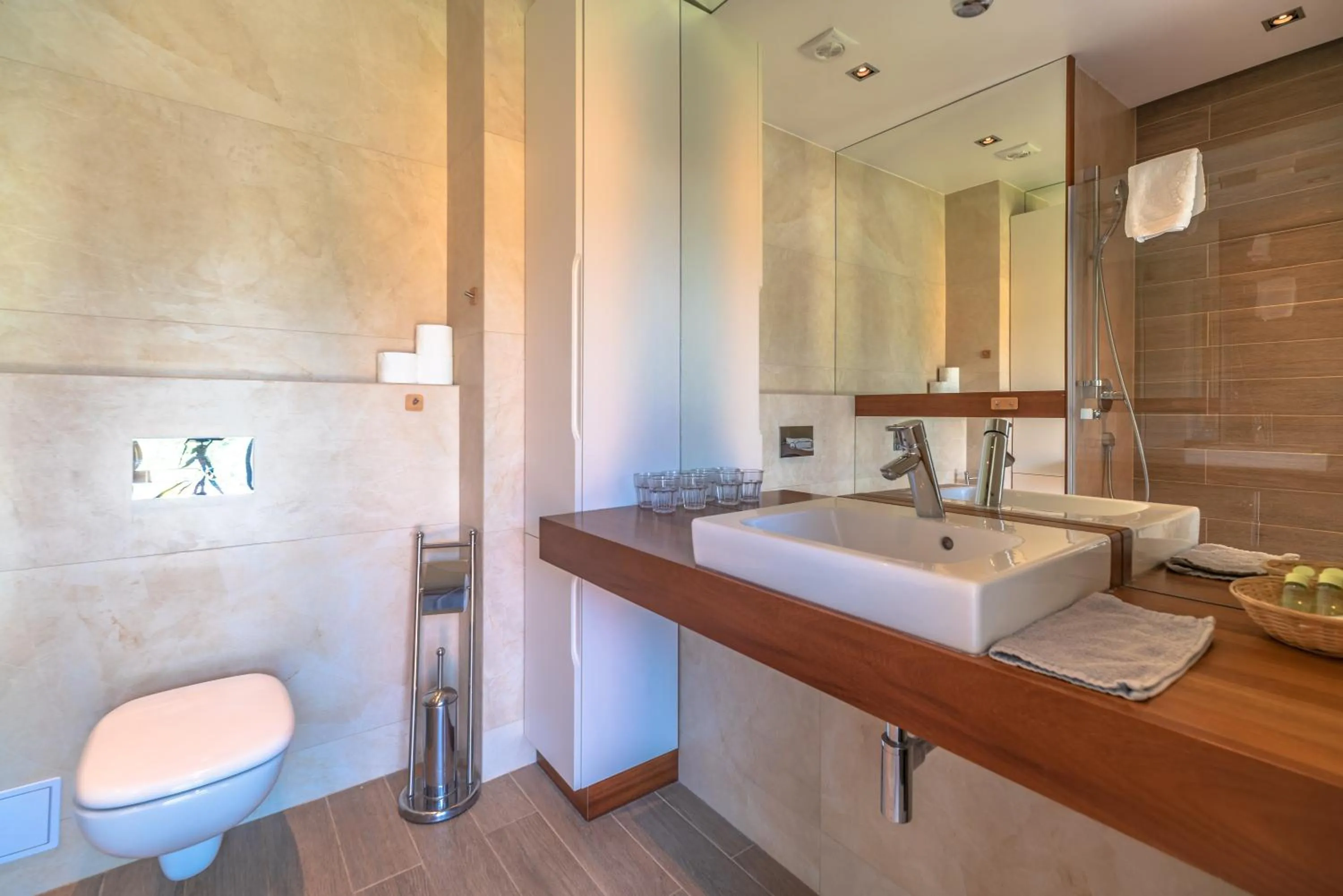 Shower in Marina Nawigator