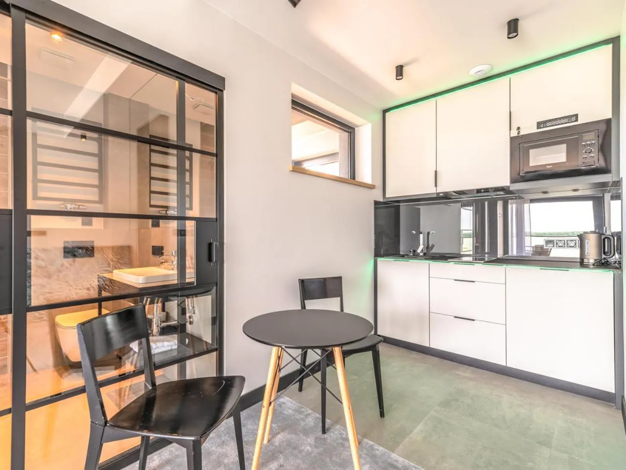 Kitchen or kitchenette in Marina Nawigator