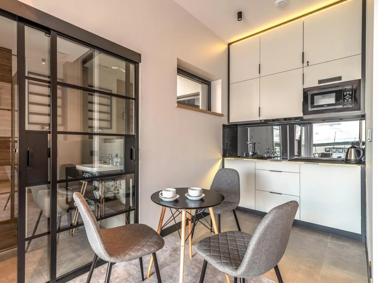 Kitchen or kitchenette in Marina Nawigator