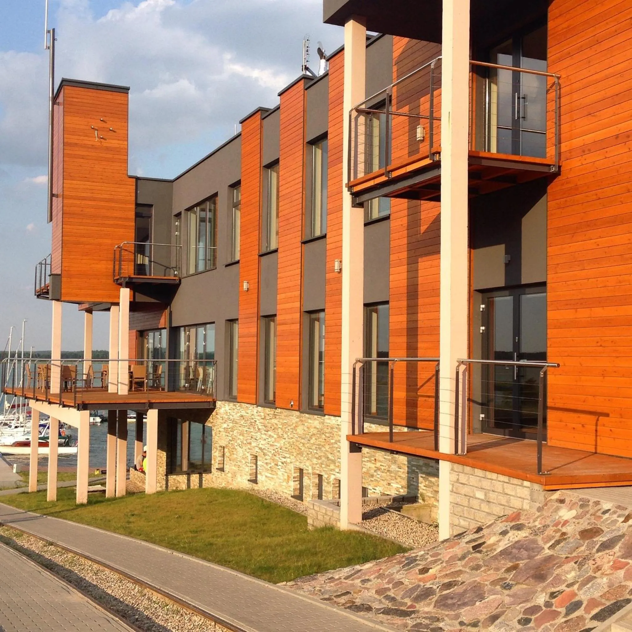 Property building in Marina Nawigator