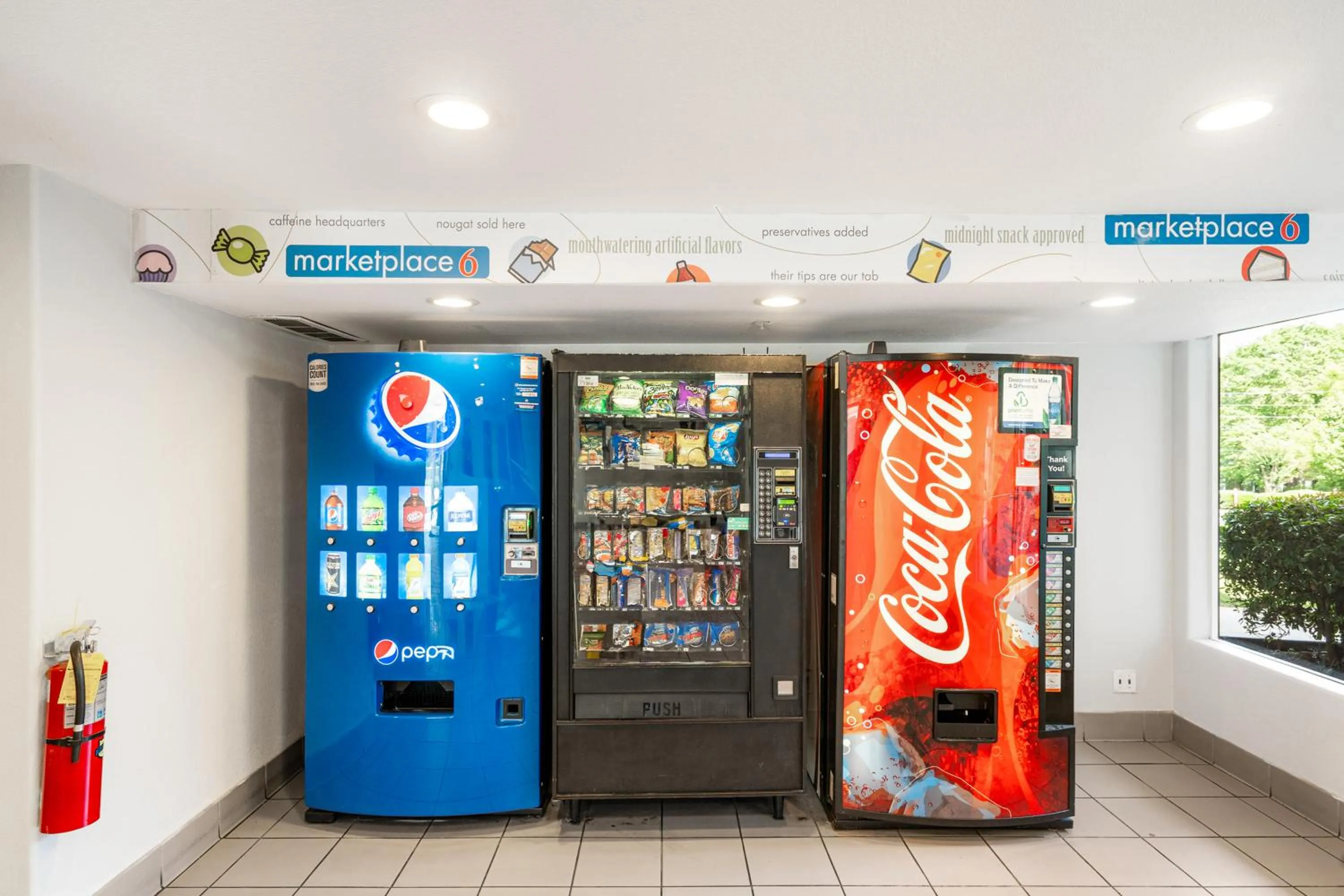vending machine in Studio 6 Augusta, GA