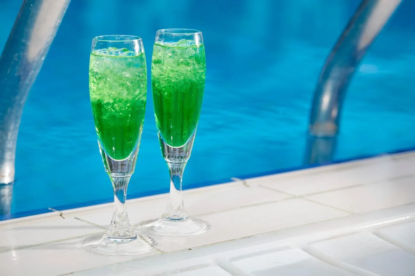 Drinks in Rodos Park