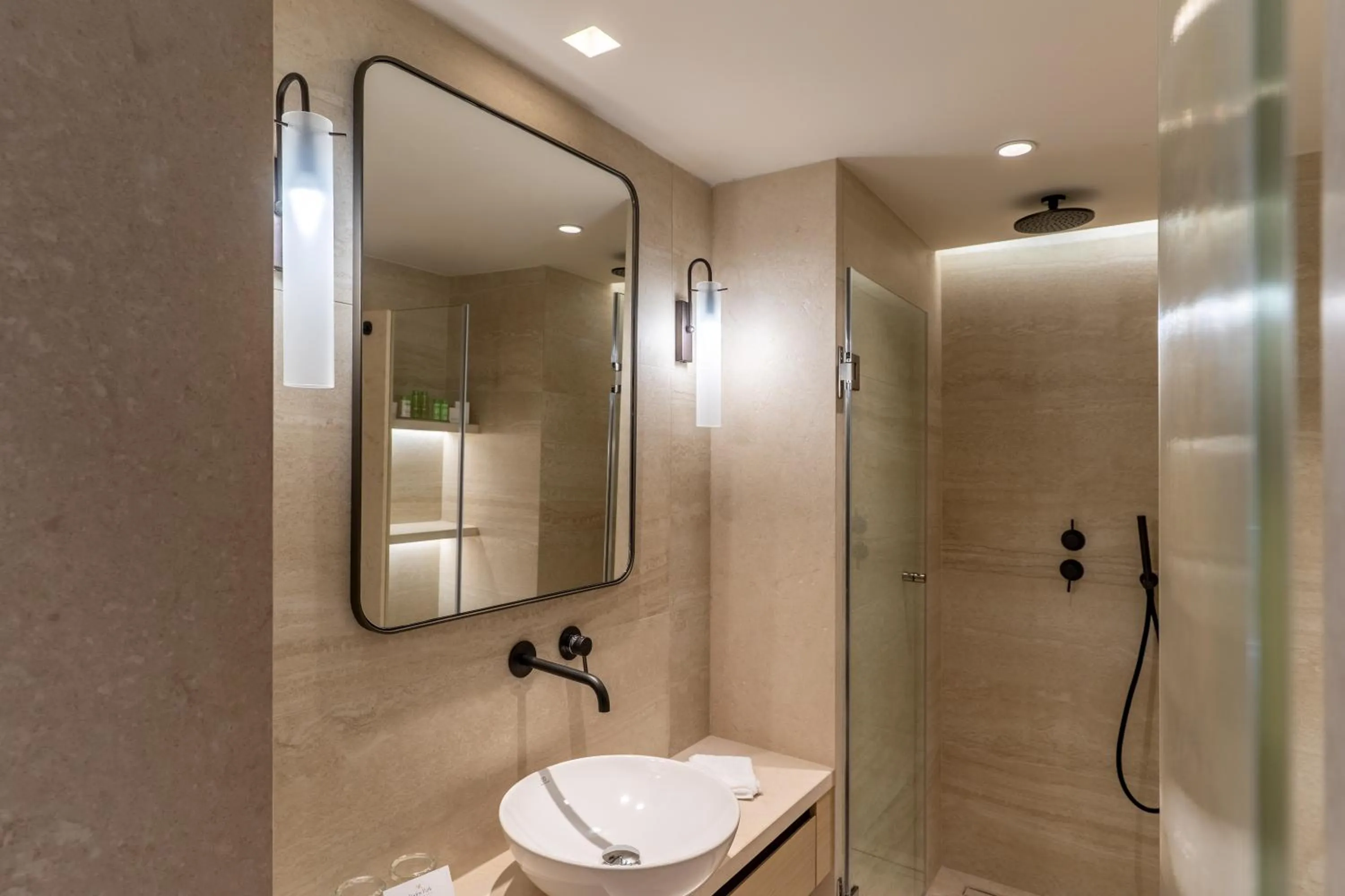 Bathroom in Rodos Park