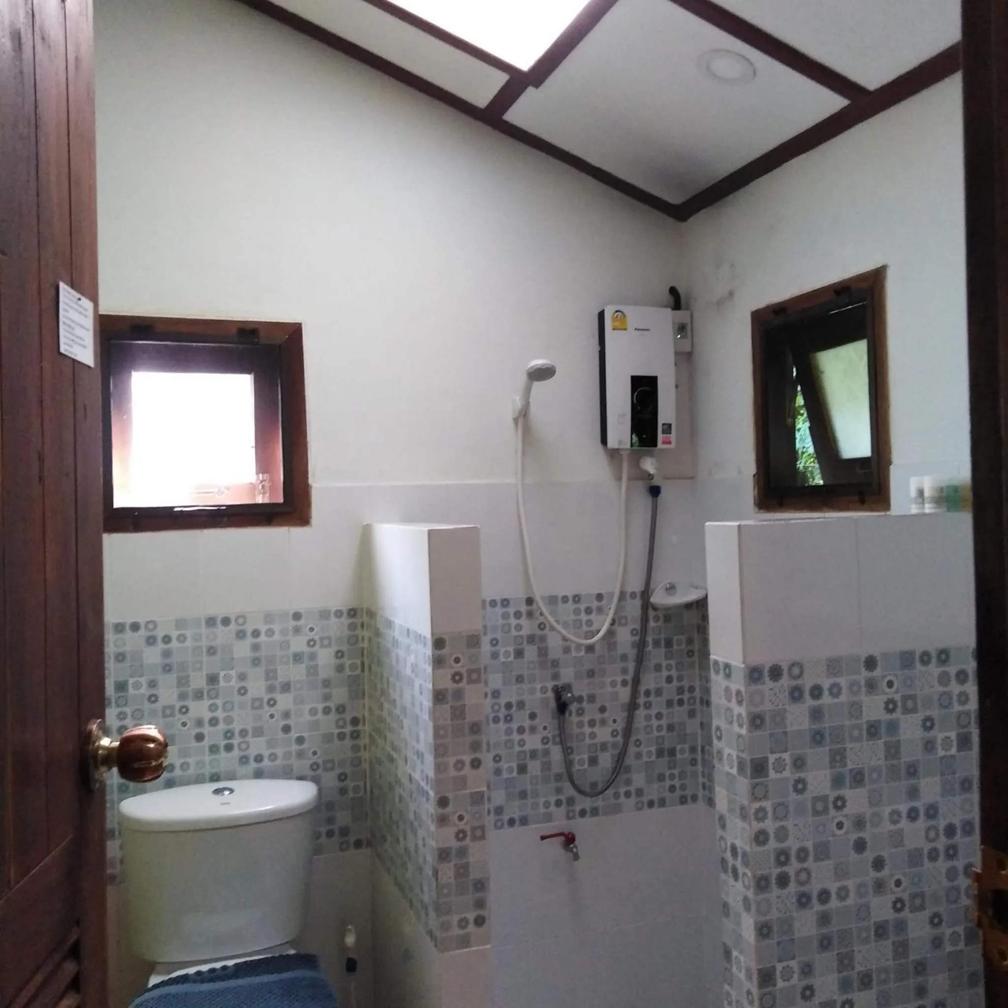 At Home Chiang Dao, Pooch Lovers