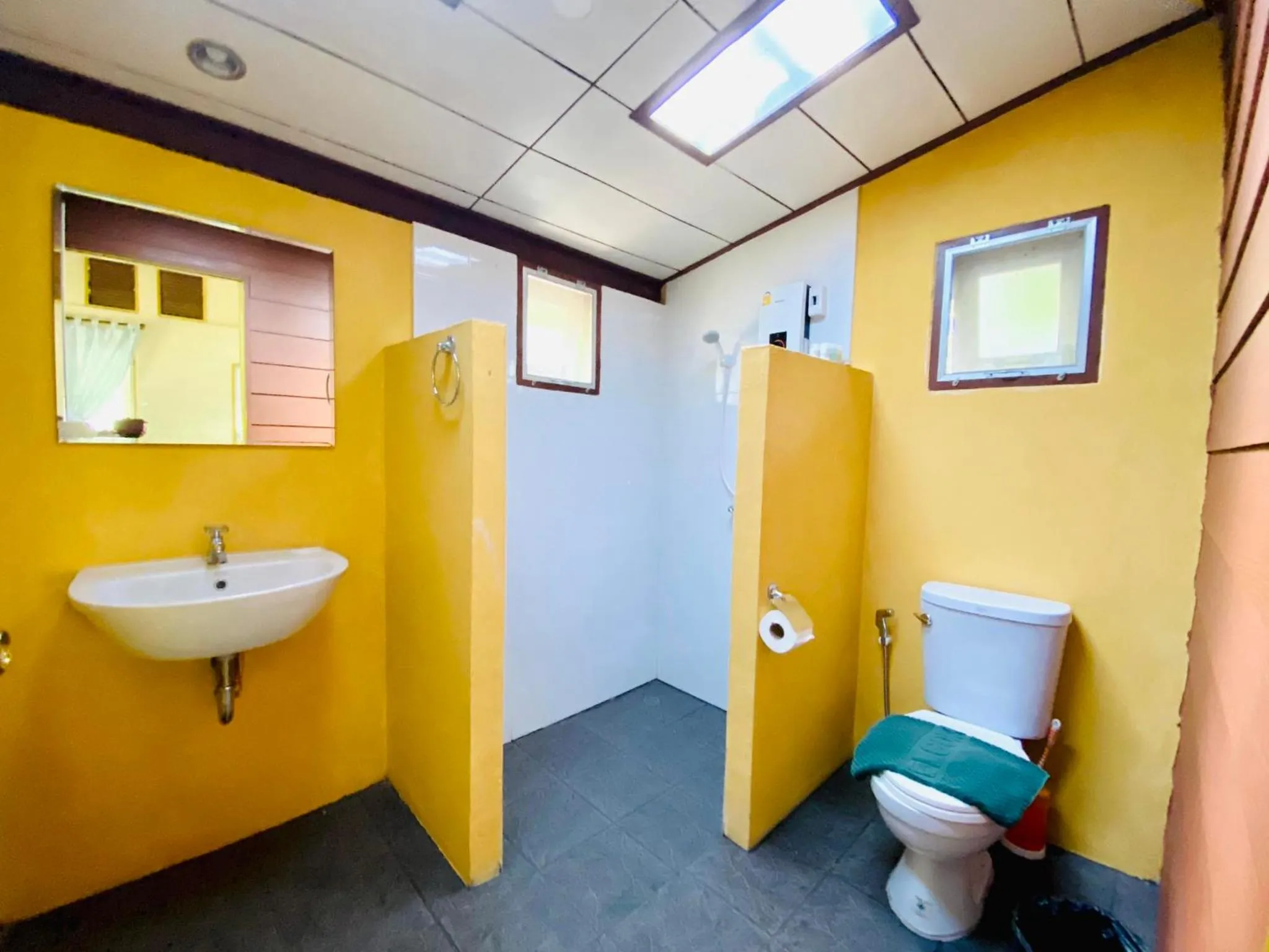 Toilet in At Home Chiang Dao, Pooch Lovers