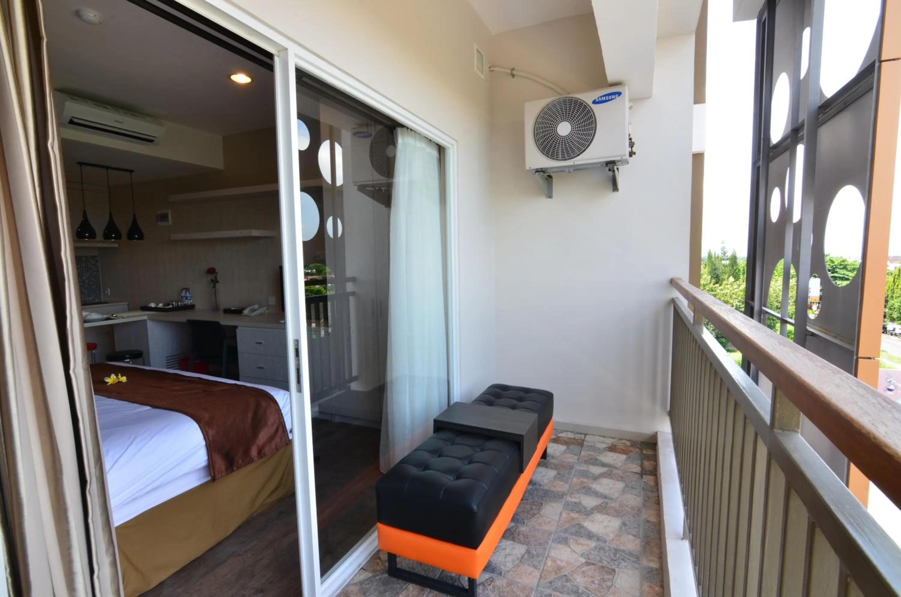 Balcony/Terrace, Bed in Student Park Hotel