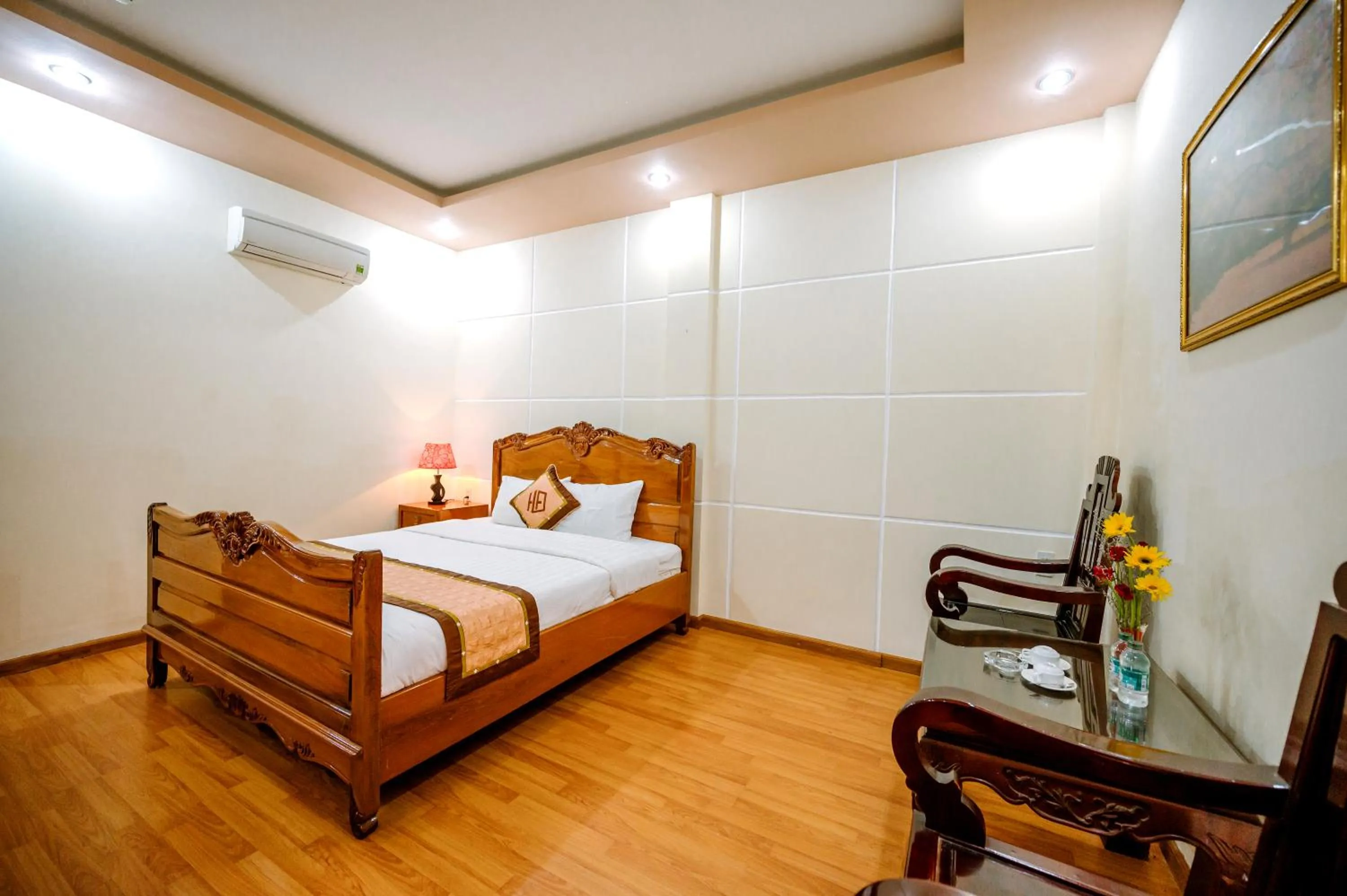 Bed in Hoang Duc Hotel