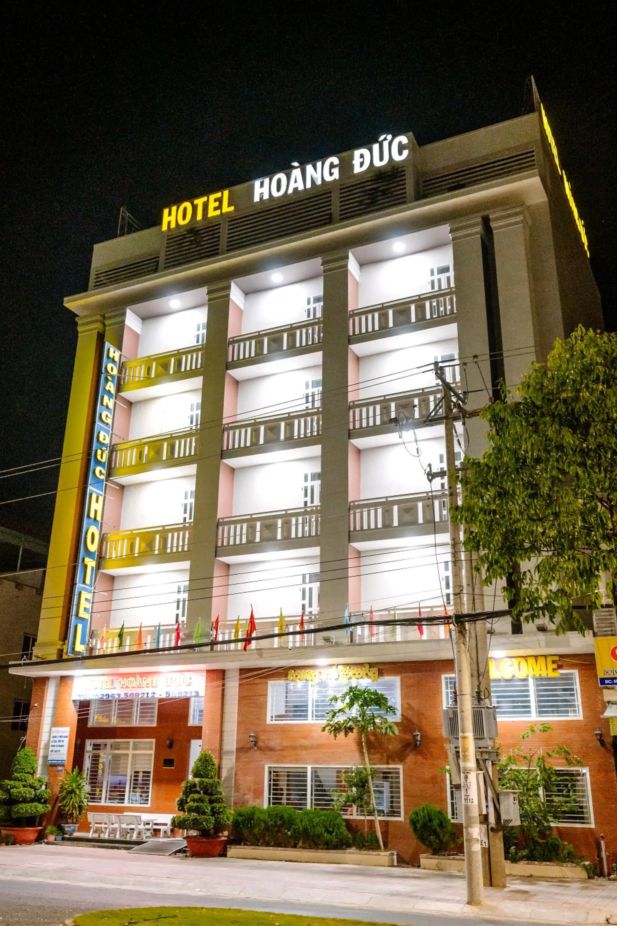 Property building in Hoang Duc Hotel