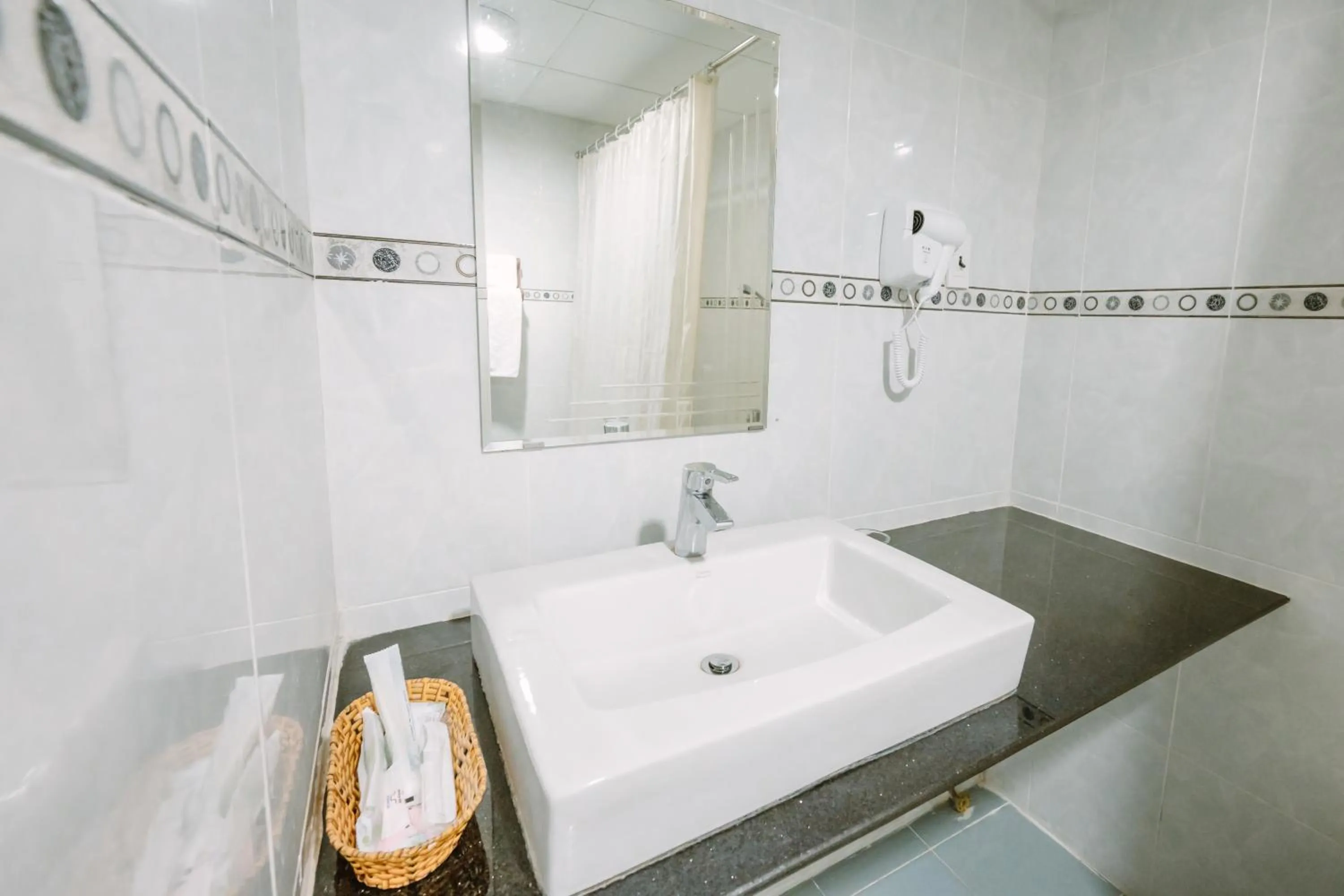 Bathroom in Hoang Duc Hotel