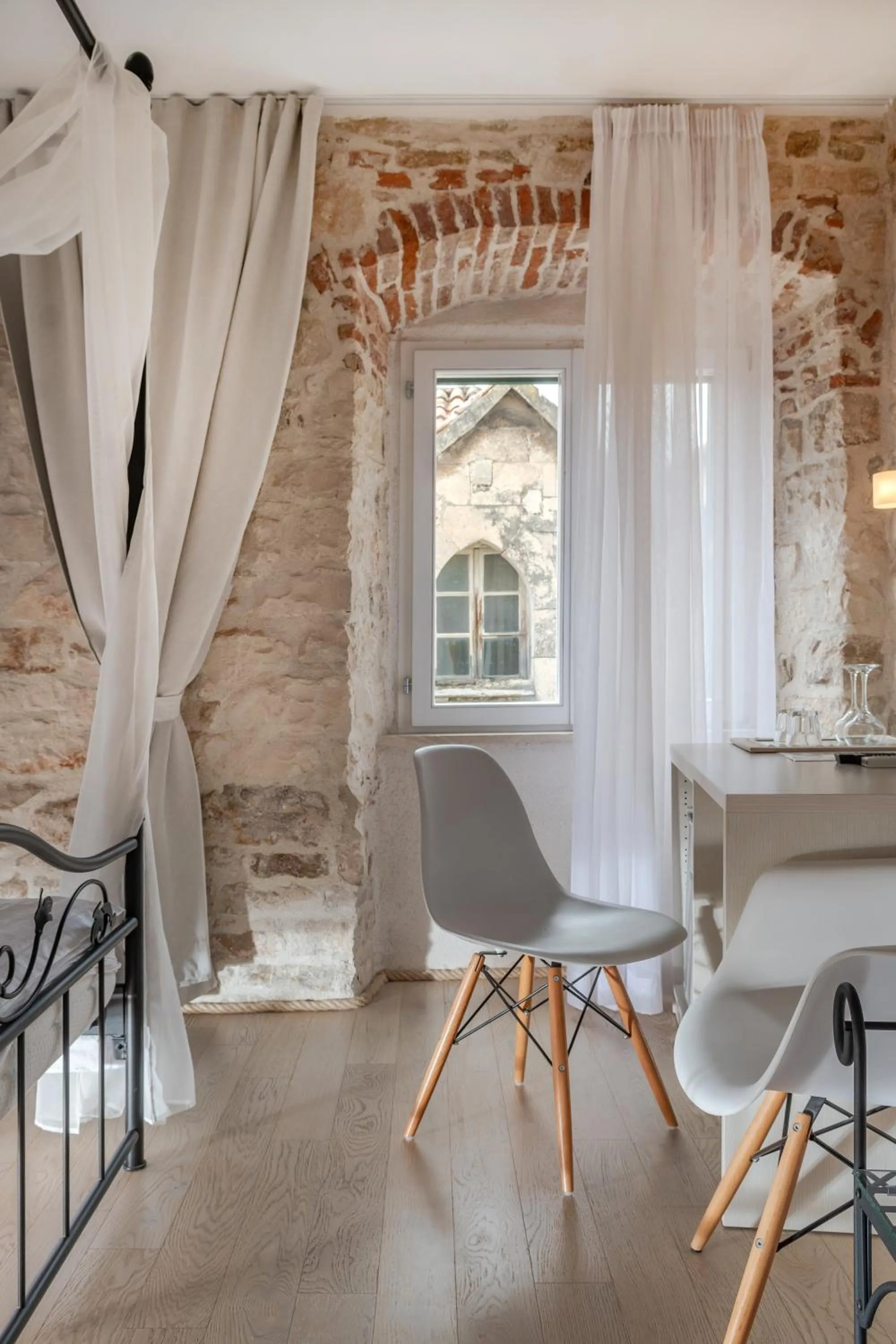 Seating area in Palace Tartaglia