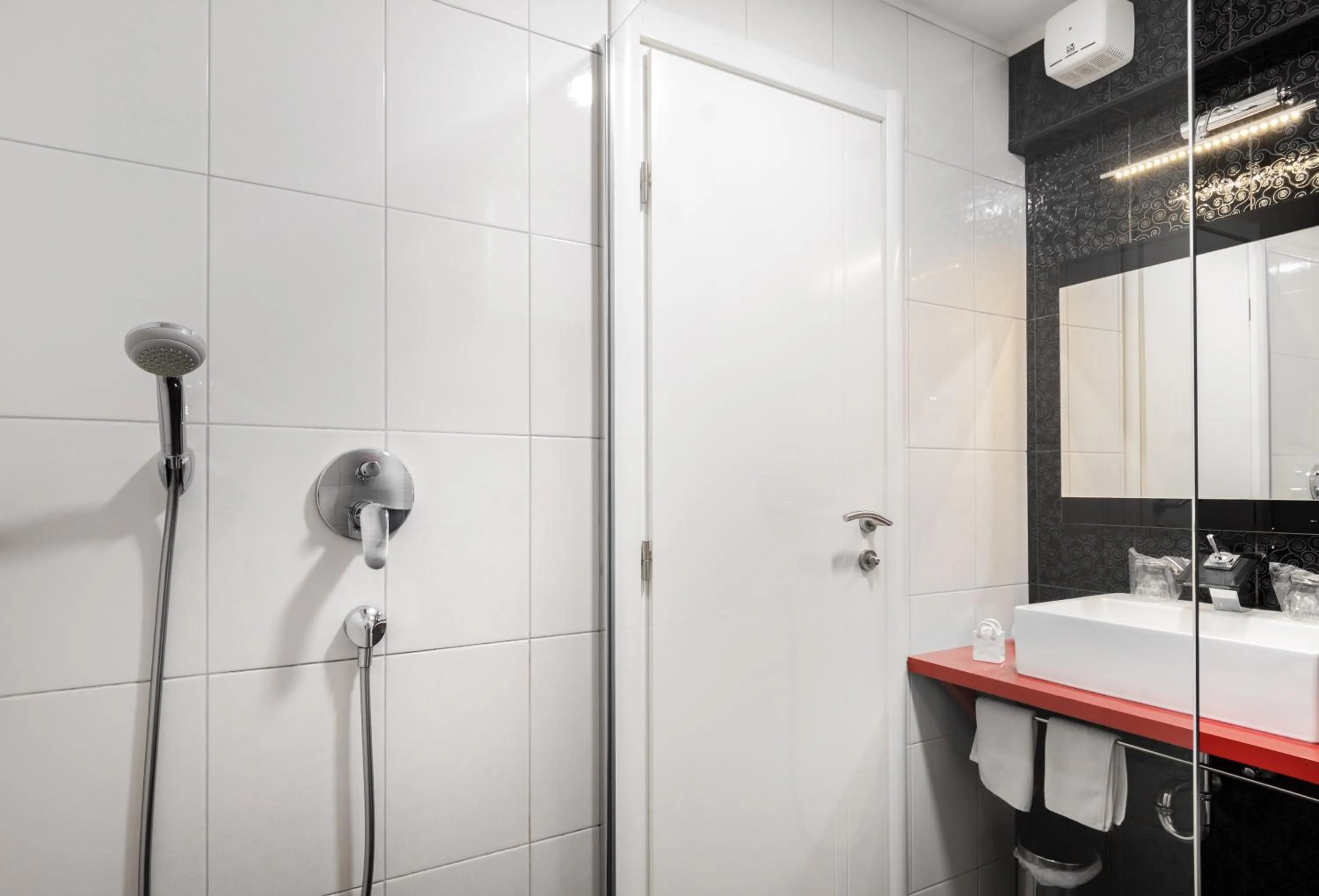 Bathroom in Palace Tartaglia