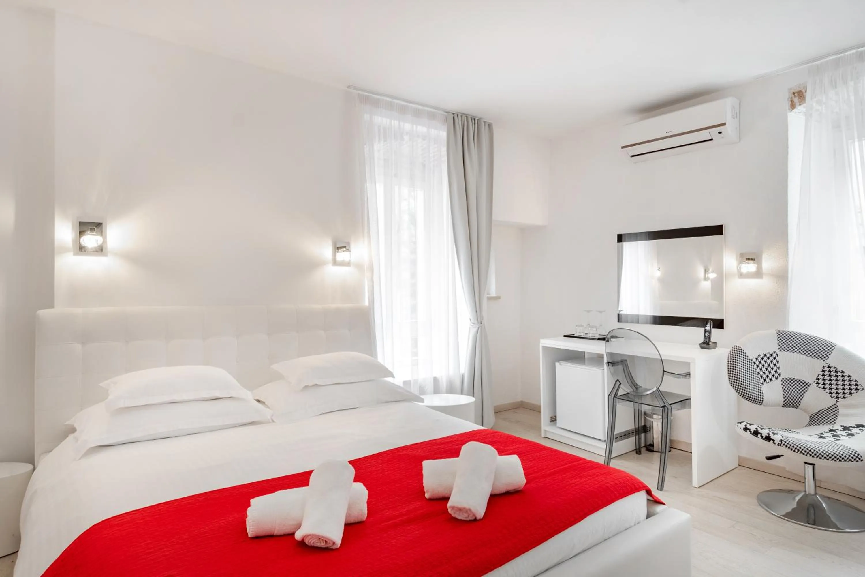 Bedroom, Bed in Palace Tartaglia