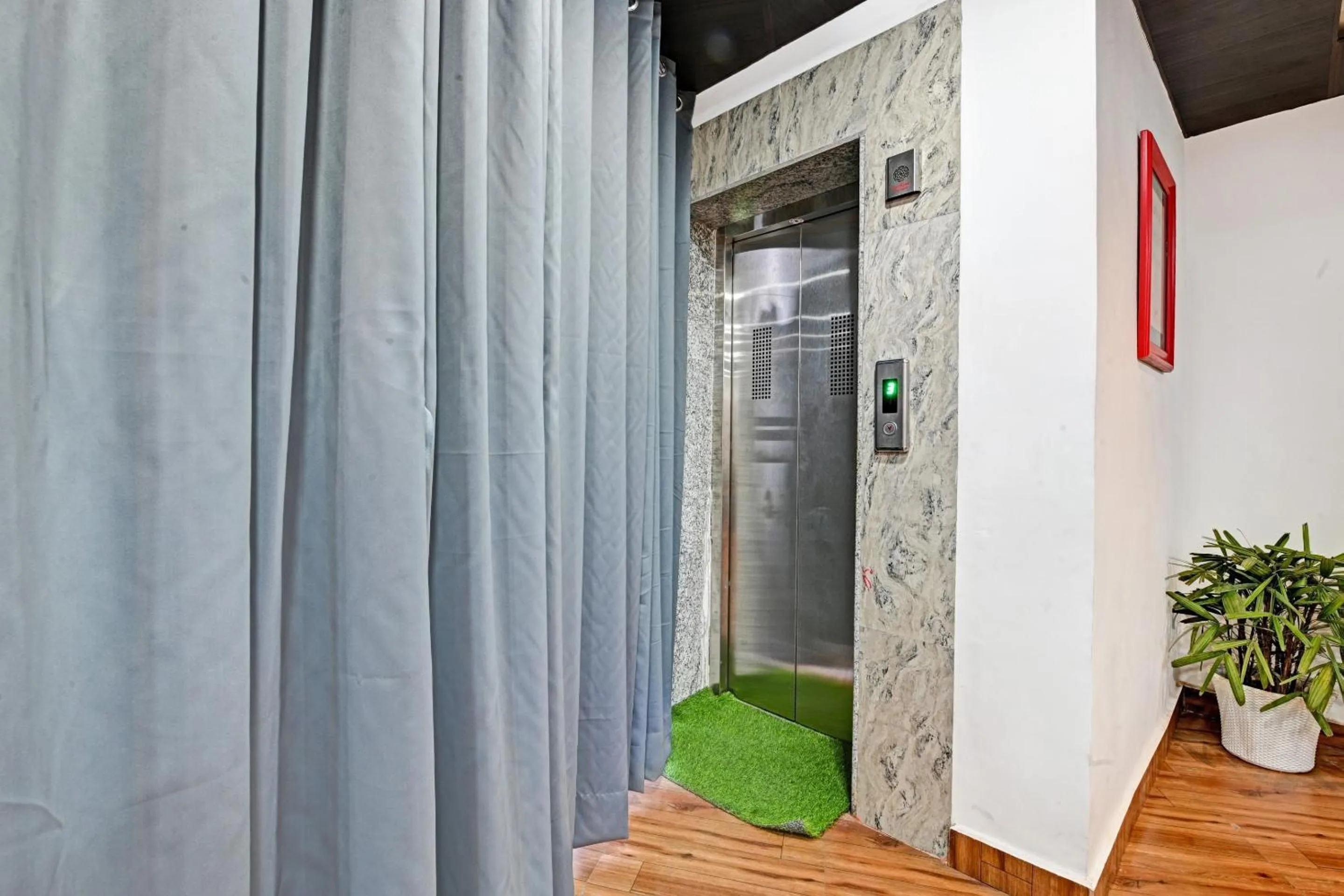 Lobby or reception in Townhouse Super- Govind Nagar