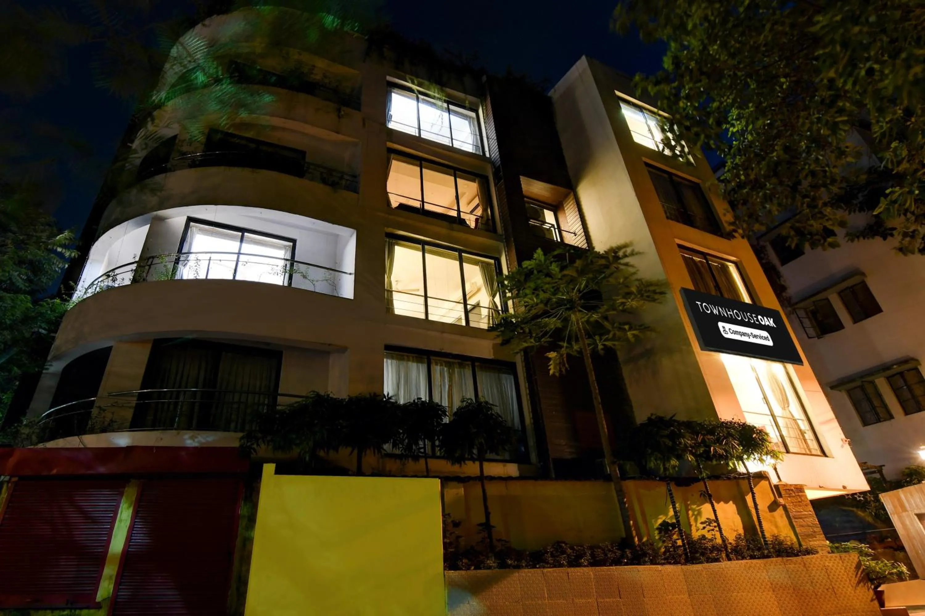 Facade/entrance in Super Townhouse Oak Ballygunge Formerly Hotel Lovelock