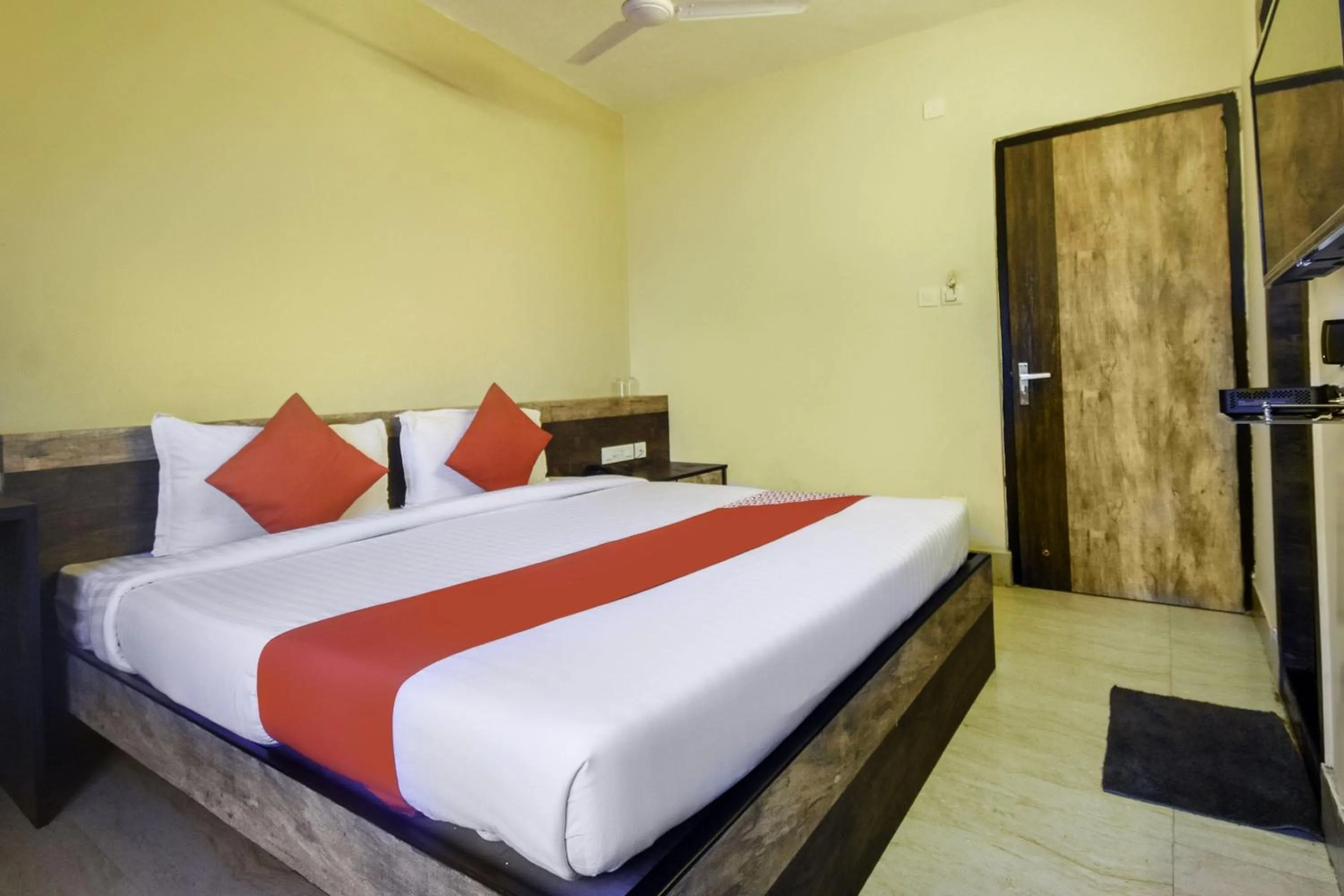 Bedroom, Bed in Hotel O Mourigram Near Andul Rd