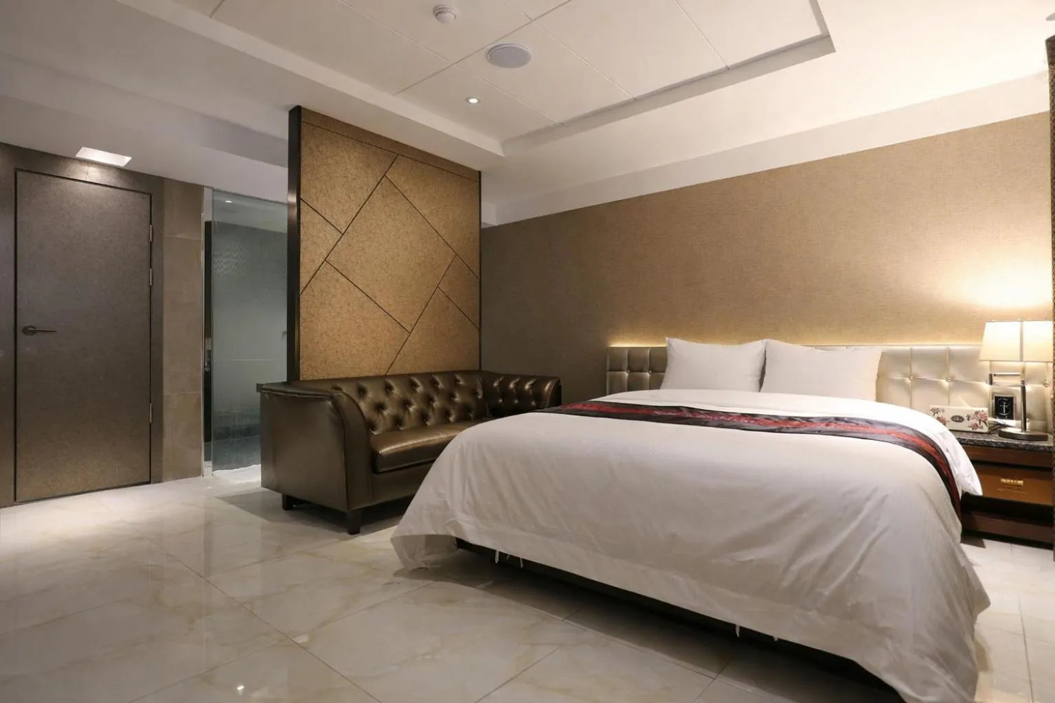 Zenith Tourist Hotel