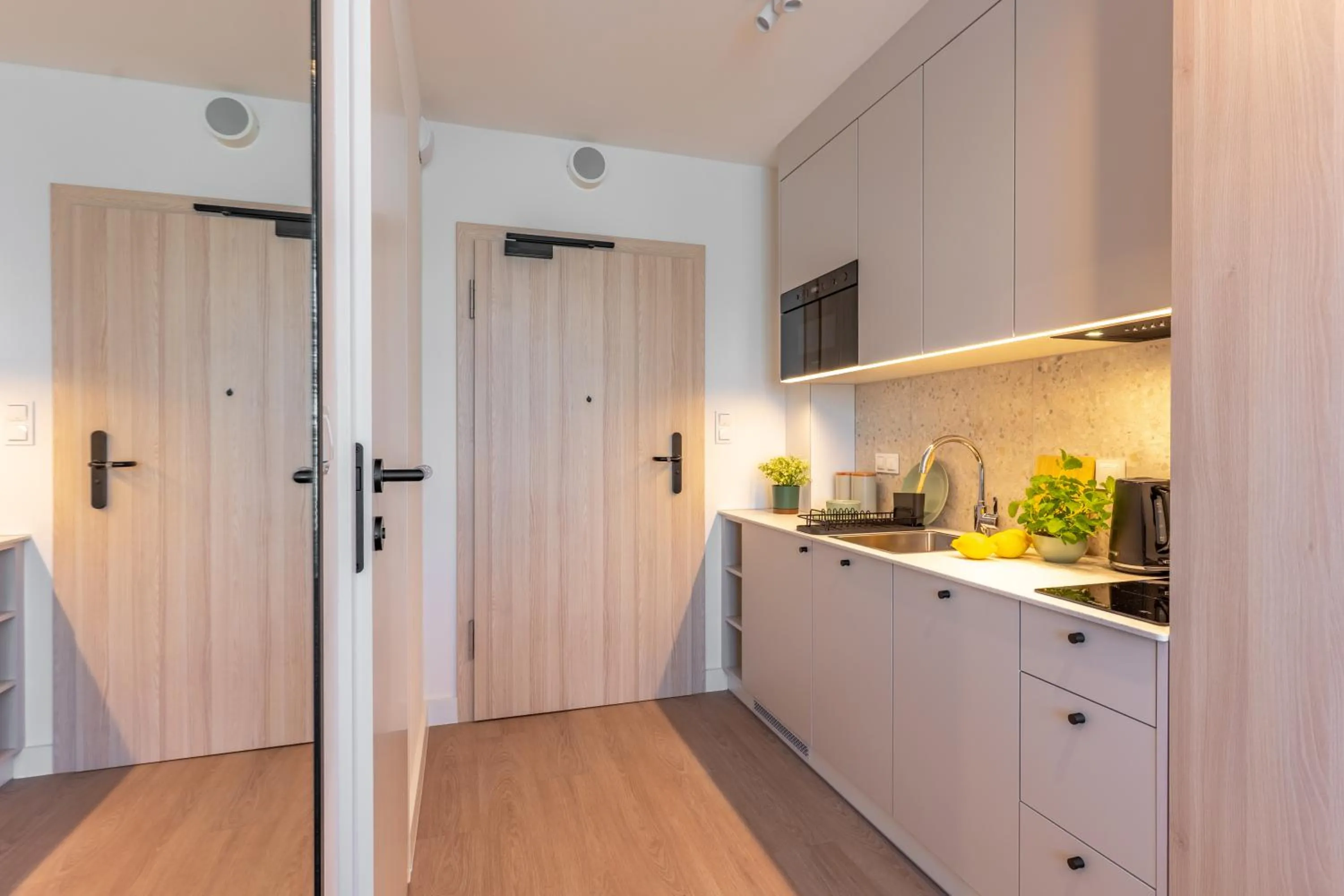 Kitchen or kitchenette in Noli Gdansk Riverside