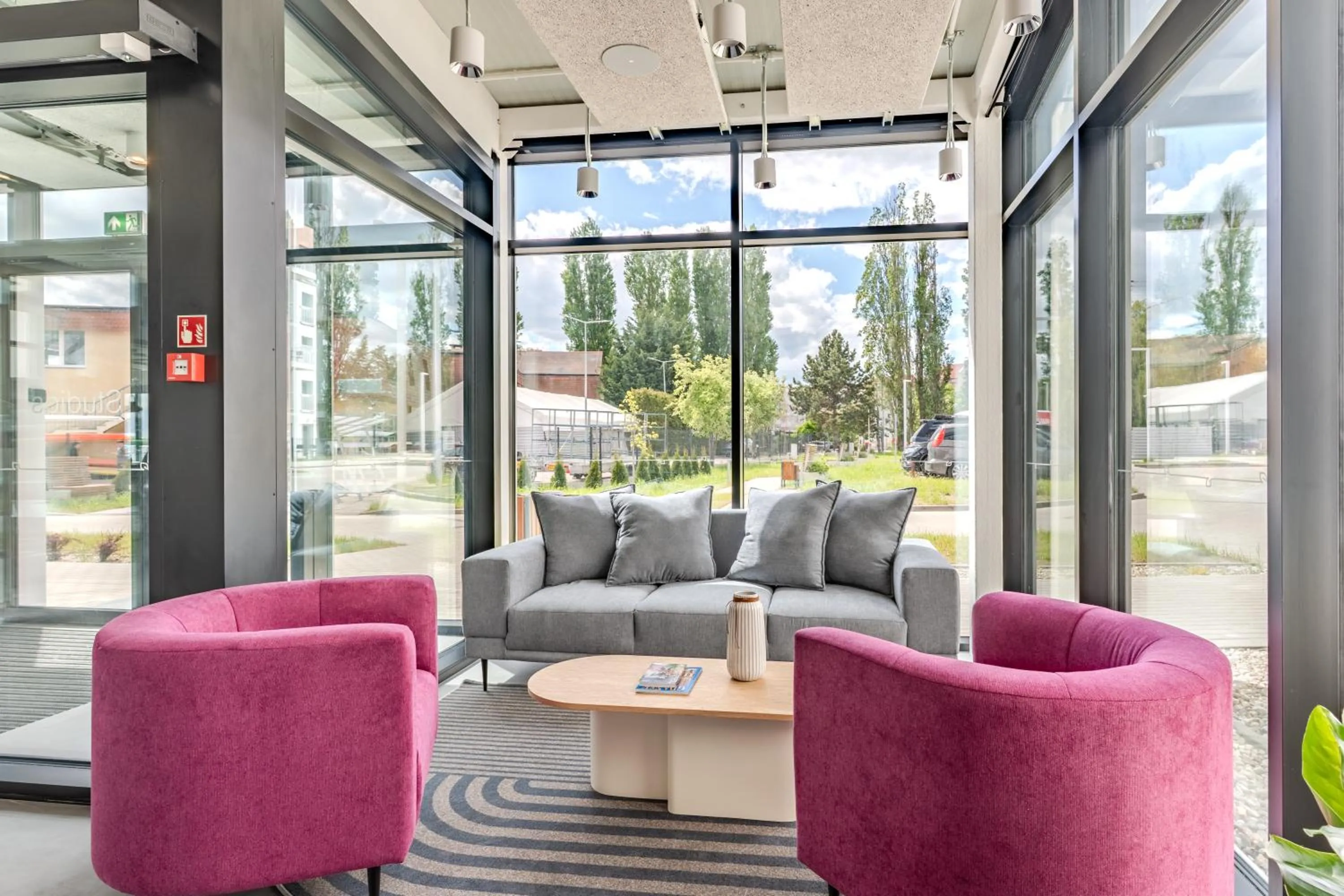 Communal lounge/ TV room in Noli Gdansk Riverside