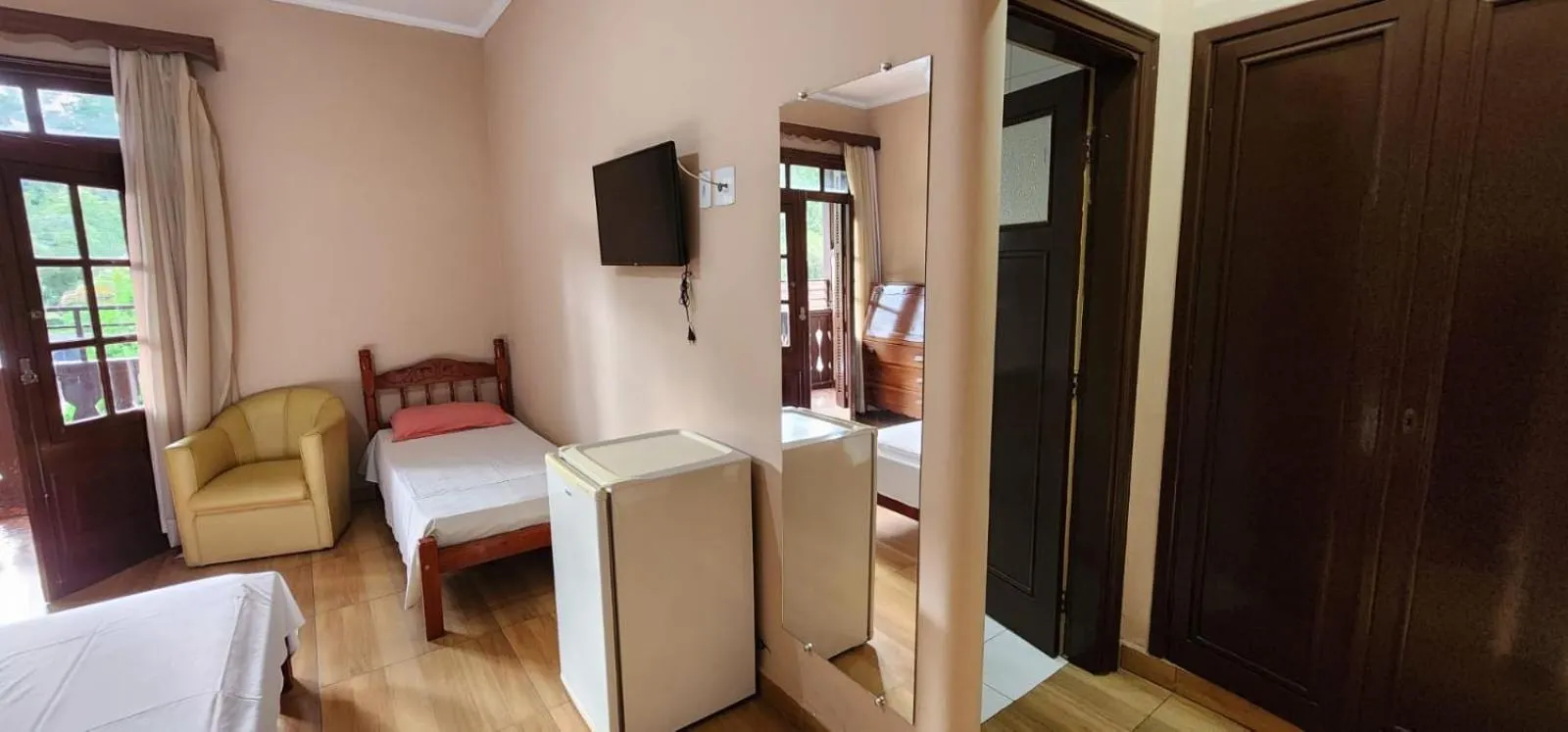 Bed in Hotel Floresta