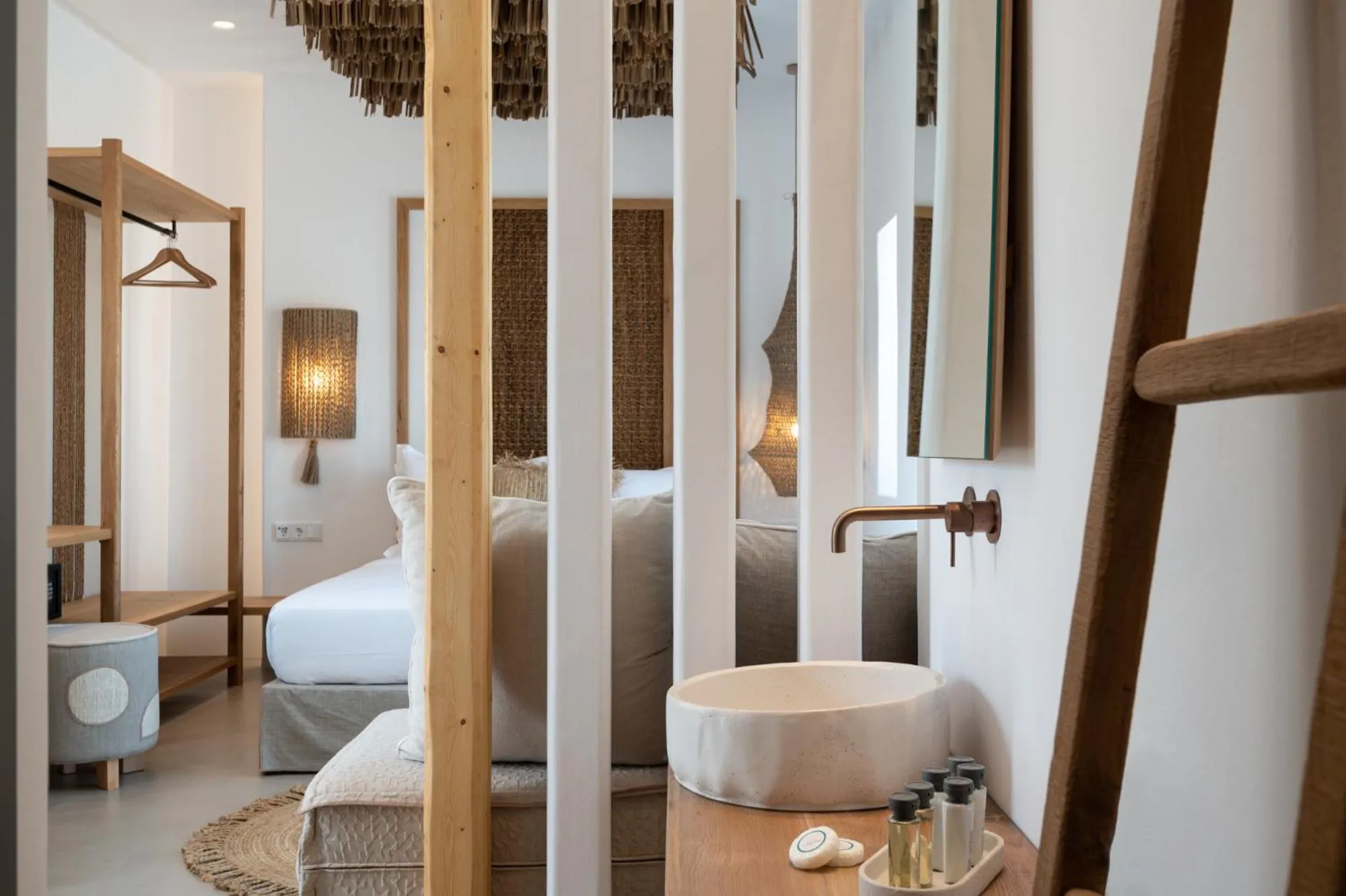 Bedroom, Bed in Kosmitis Suites & Villas