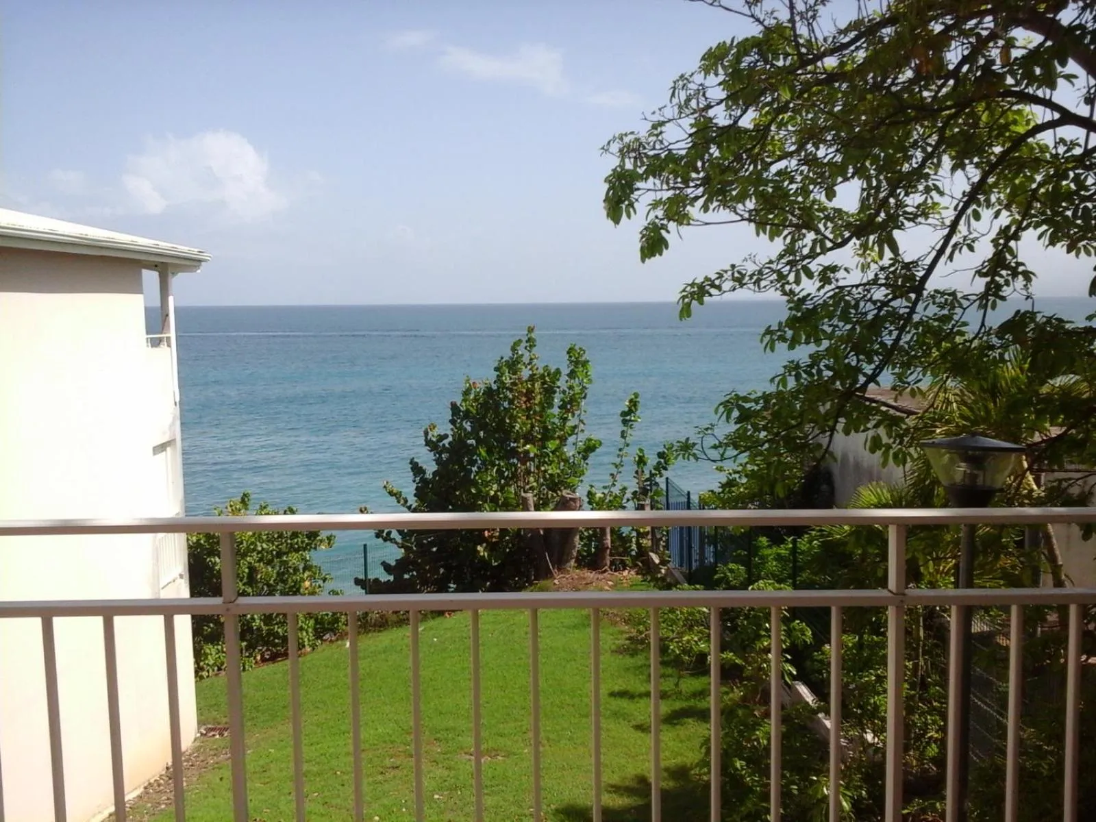 Natural landscape in Résidence de la Vielle Tour - Studio particulier vue mer