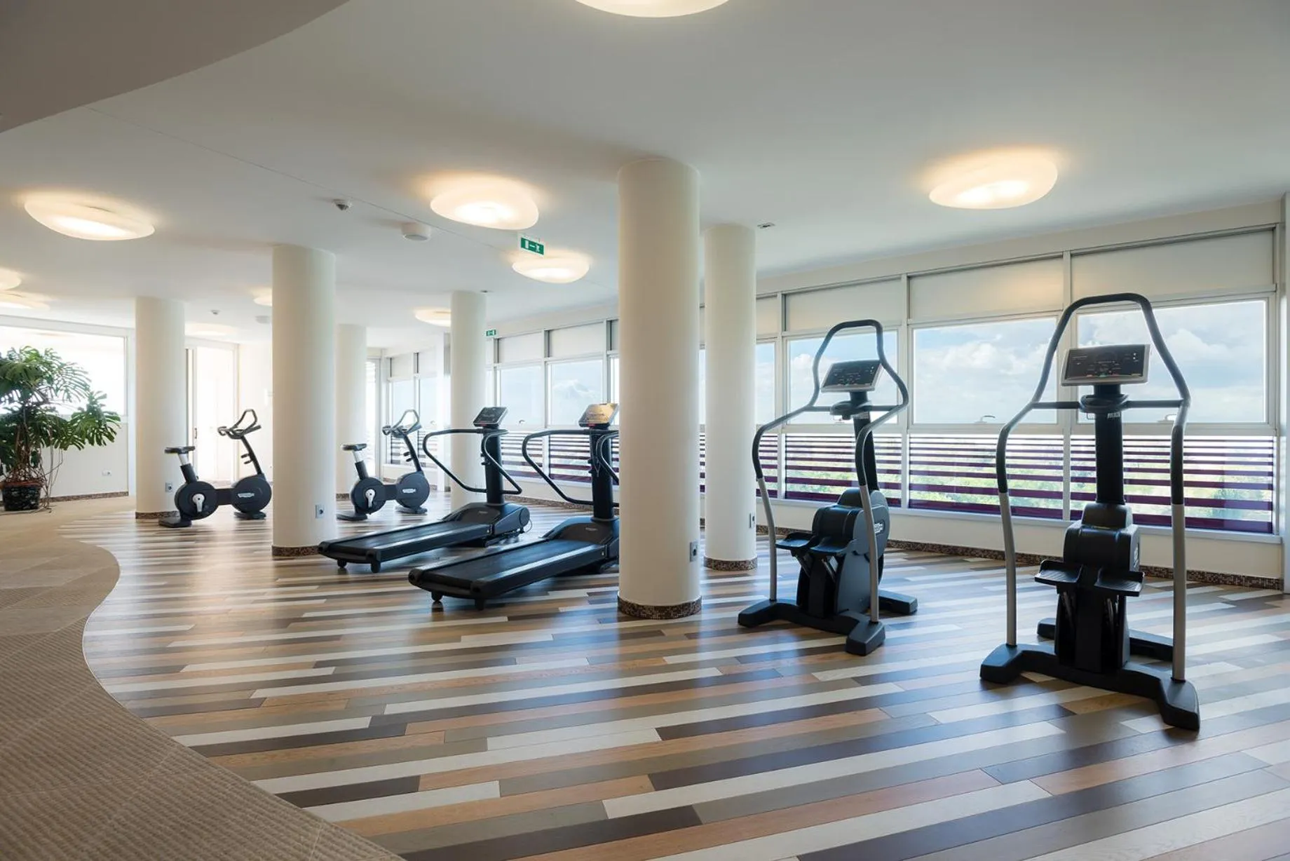 Fitness centre/facilities in Laguna Park Hotel 4Superior