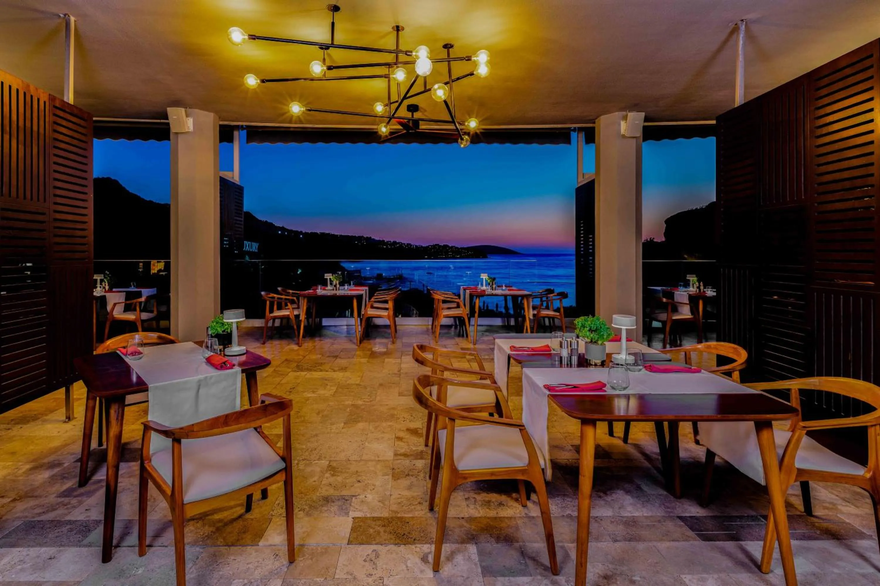 Restaurant/places to eat in Sirene Luxury Hotel Bodrum