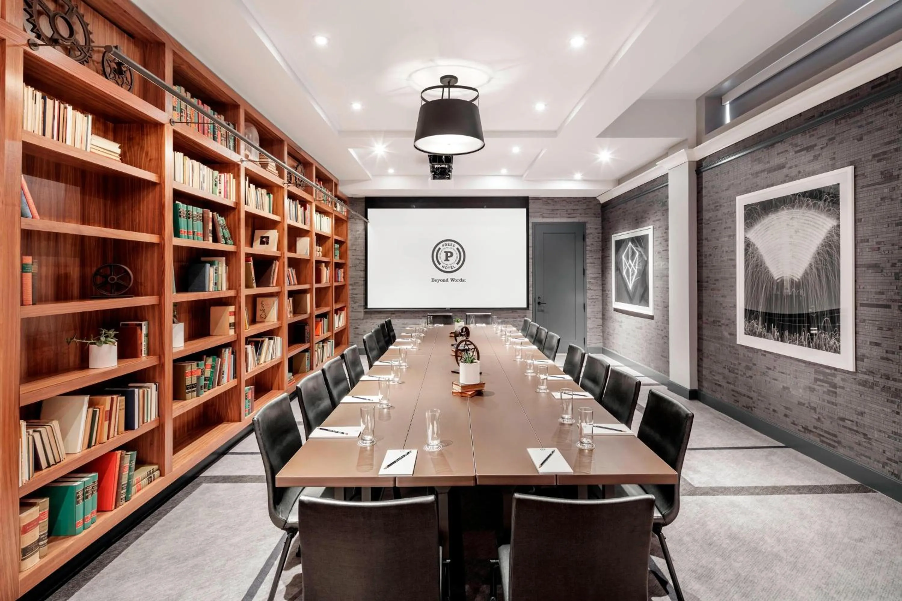 Meeting/conference room in The Press Hotel, Autograph Collection