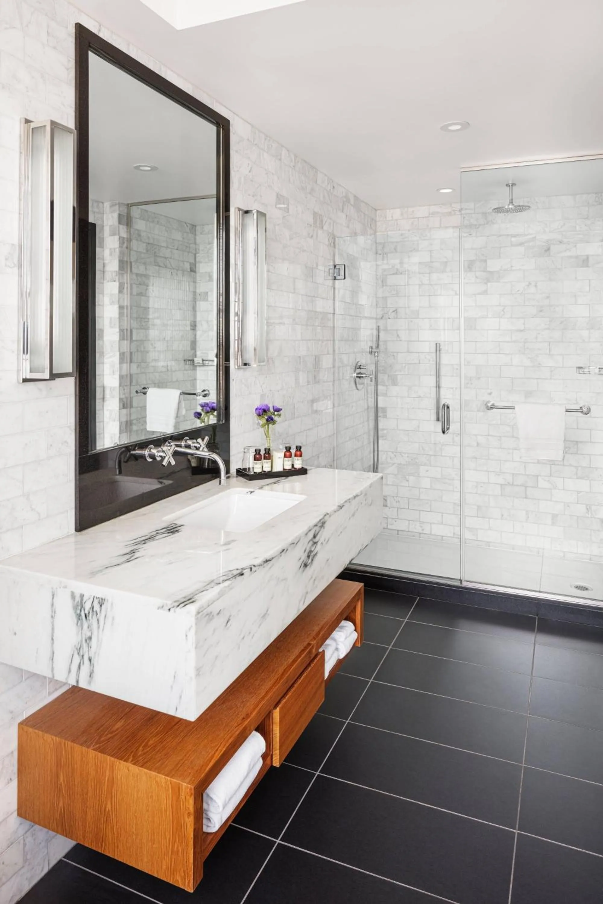 Bathroom in The Press Hotel, Autograph Collection