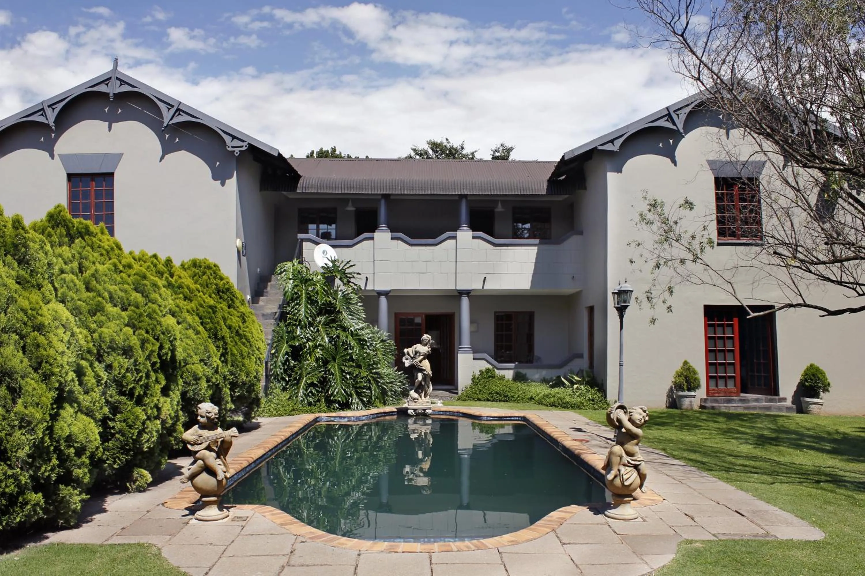 Property building in The Gables Middelburg MPU